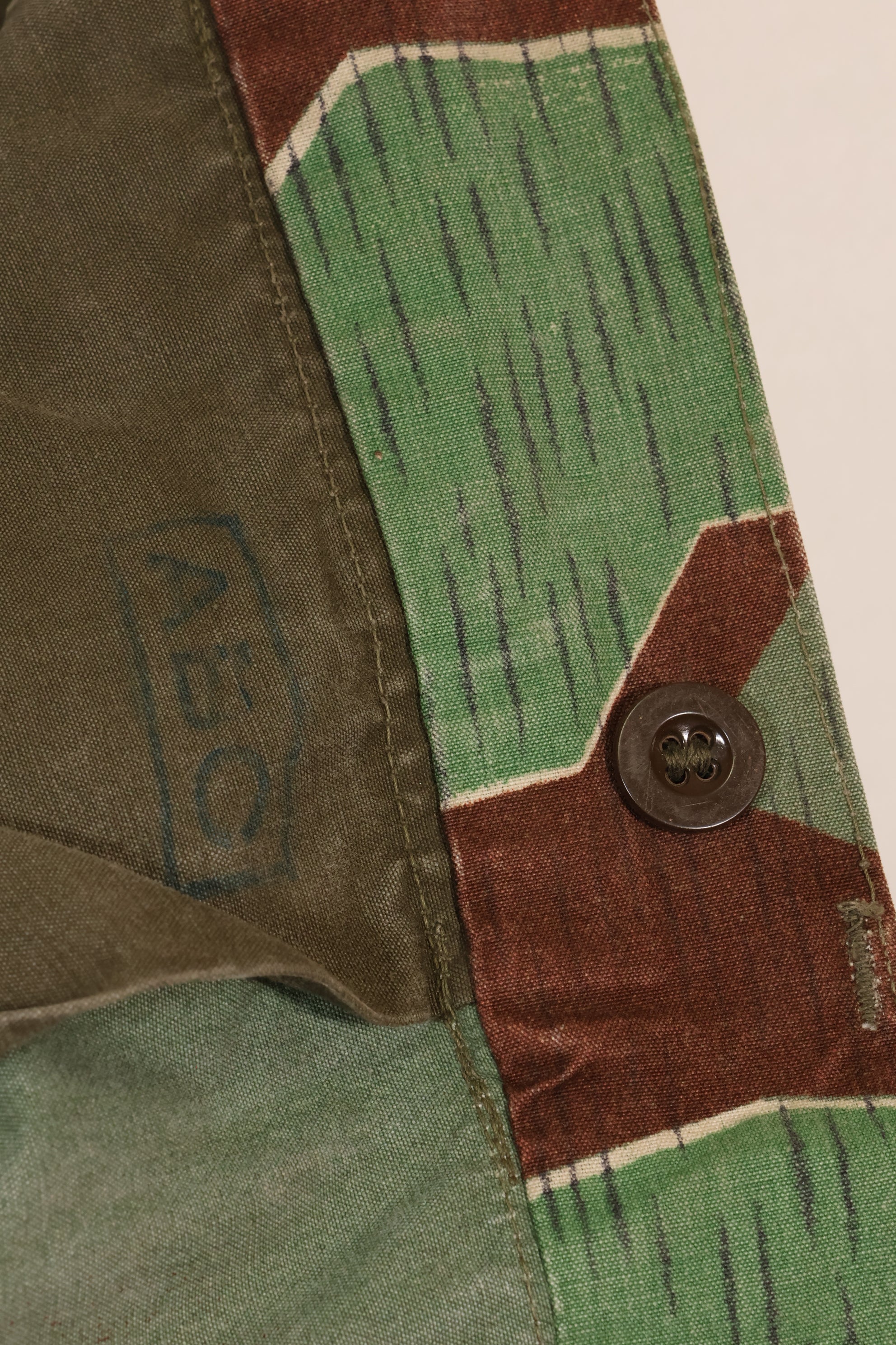 1950s West German splinter camouflage cargo pants, rare, used.