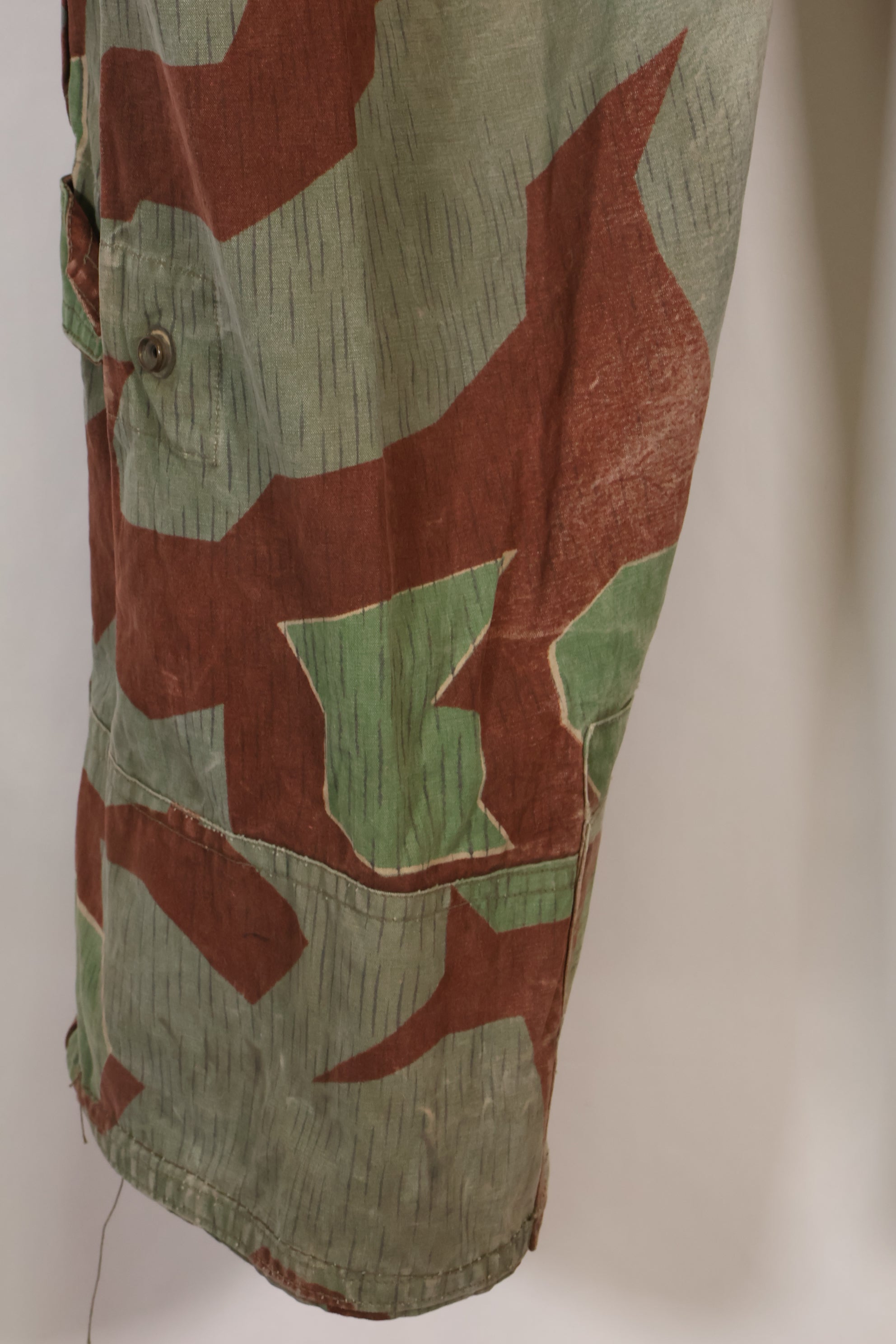 1950s West German splinter camouflage cargo pants, rare, used.