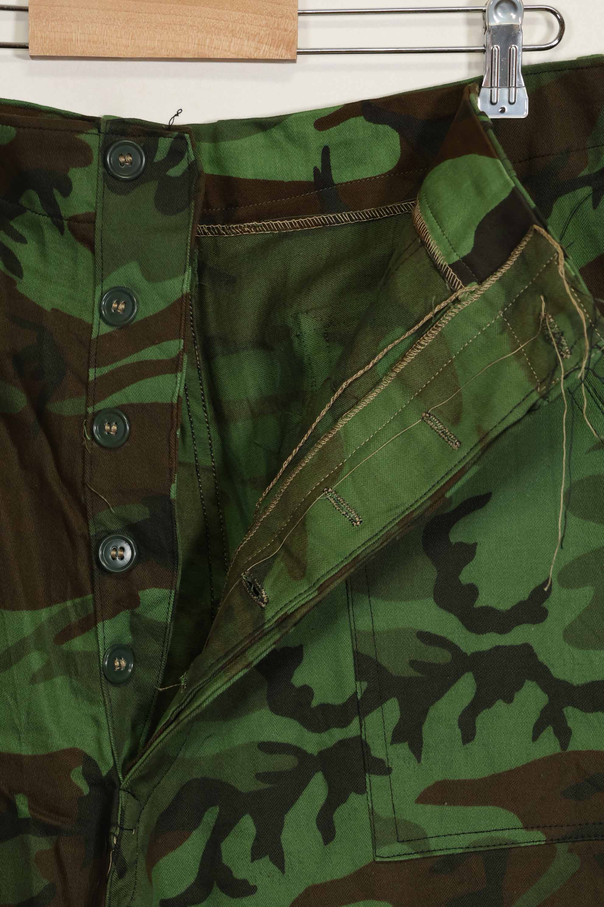 1960年代　米軍アドバイザー　ARVN　BDQレンジャー　大きめ　リーフ迷彩パンツ　未使用品