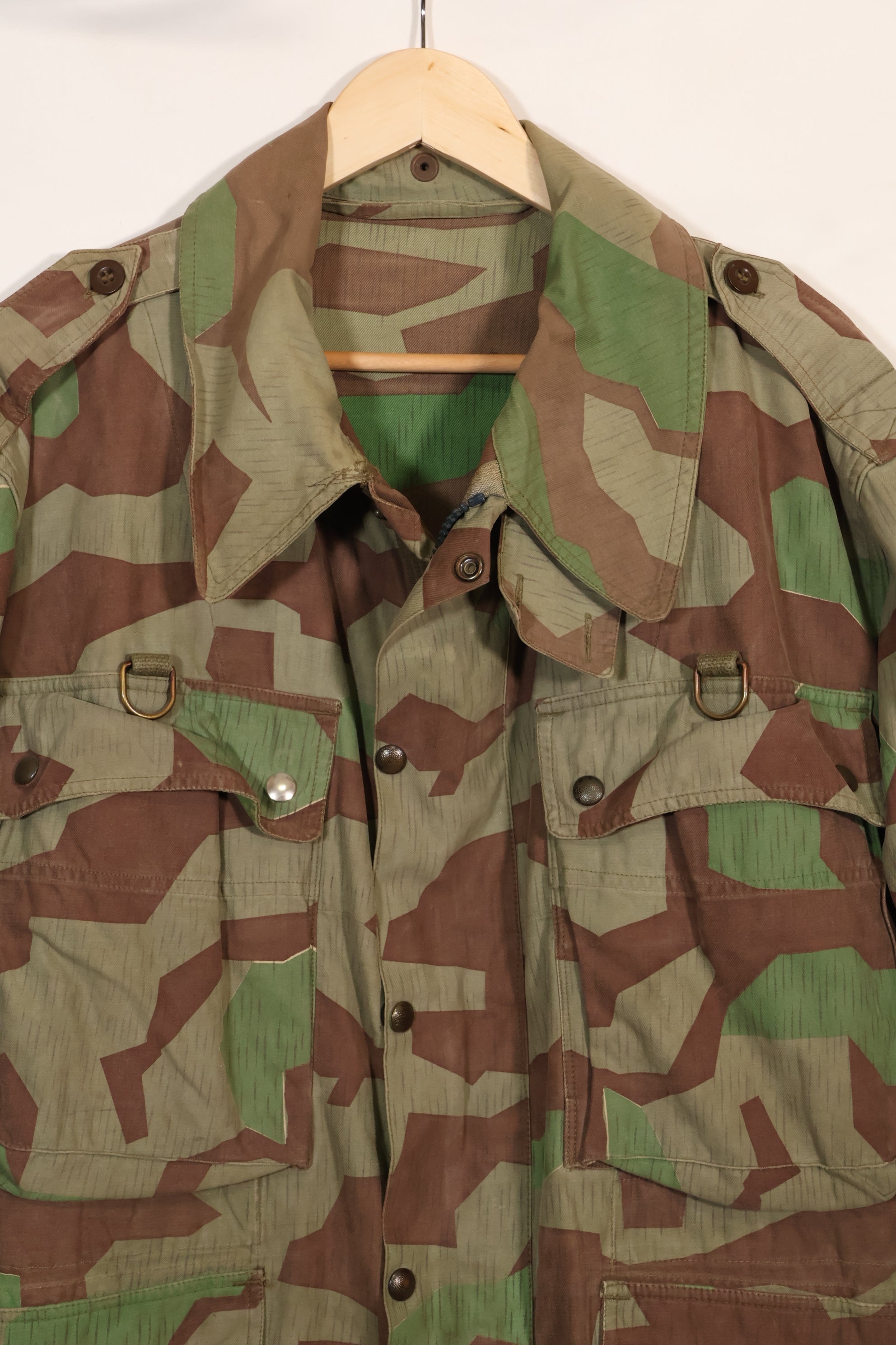1950s West German splinter camouflage paratrooper jacket, used.