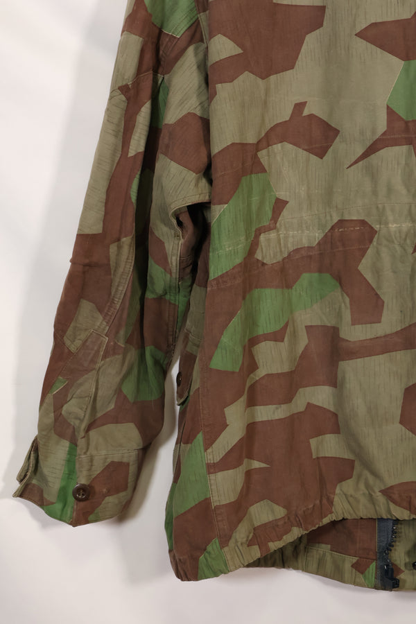 1950s West German splinter camouflage paratrooper jacket, used.