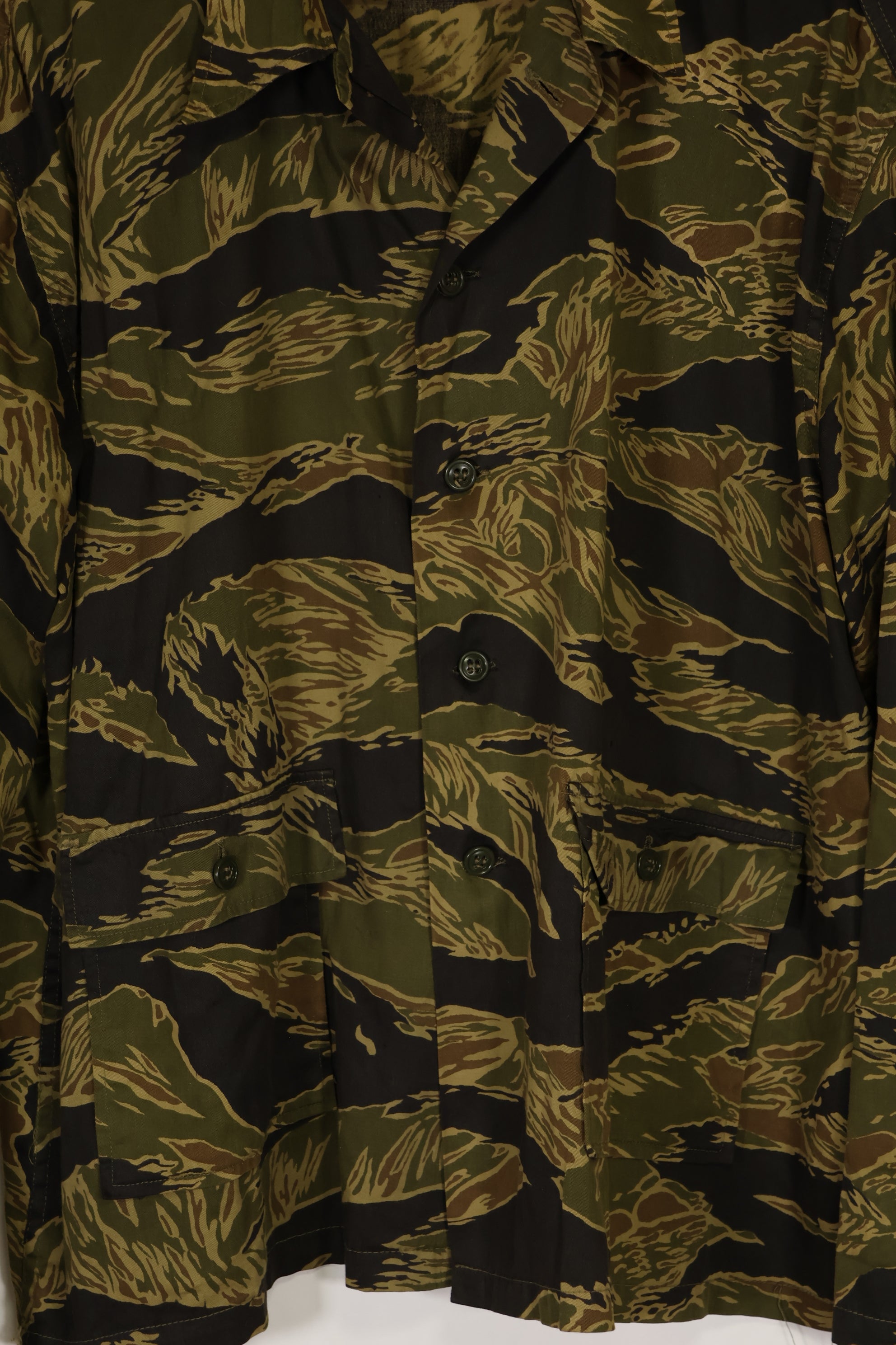 実物　沖縄タイガー　タイガーストライプ　ハンティングジャケット　中古品