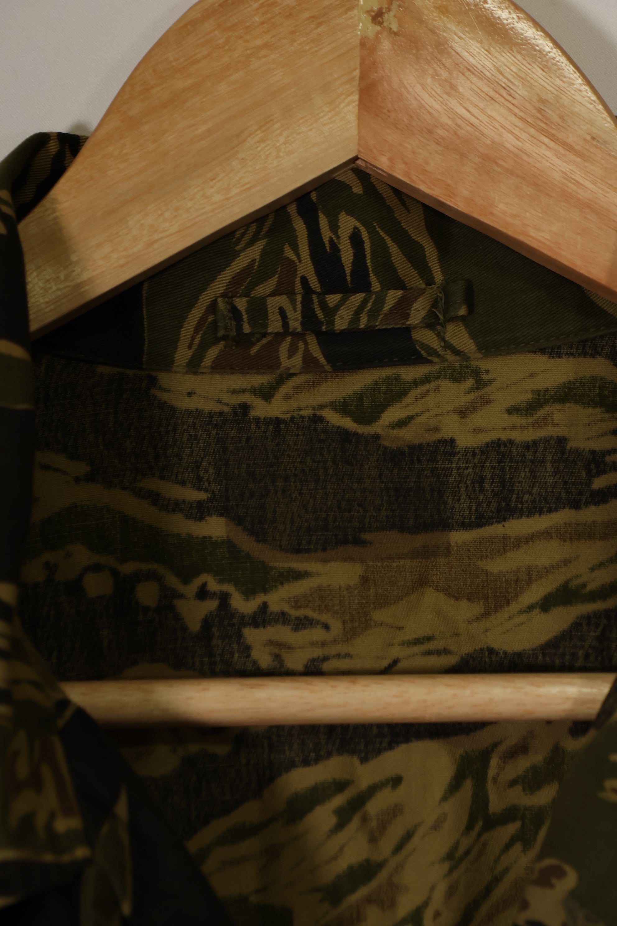 実物　沖縄タイガー　タイガーストライプ　ハンティングジャケット　中古品