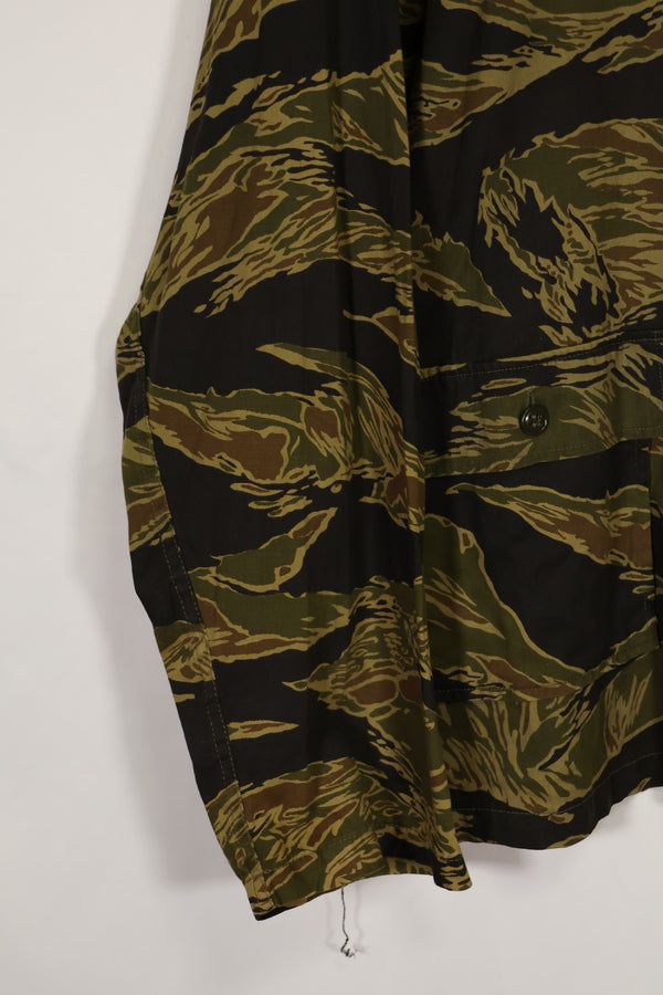 実物　沖縄タイガー　タイガーストライプ　ハンティングジャケット　中古品