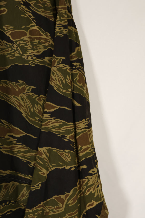 実物　沖縄タイガー　タイガーストライプ　ハンティングジャケット　中古品