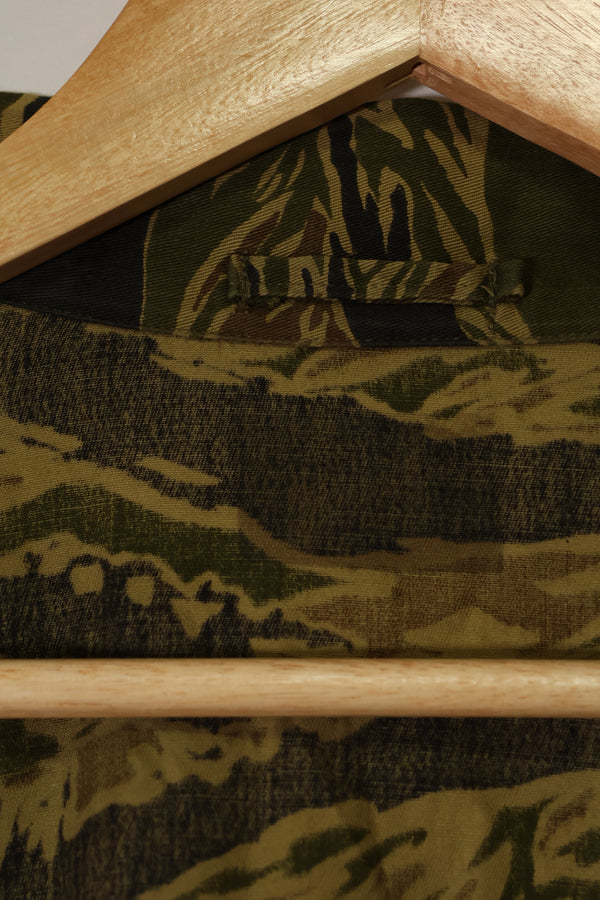 実物　沖縄タイガー　タイガーストライプ　ハンティングジャケット　中古品