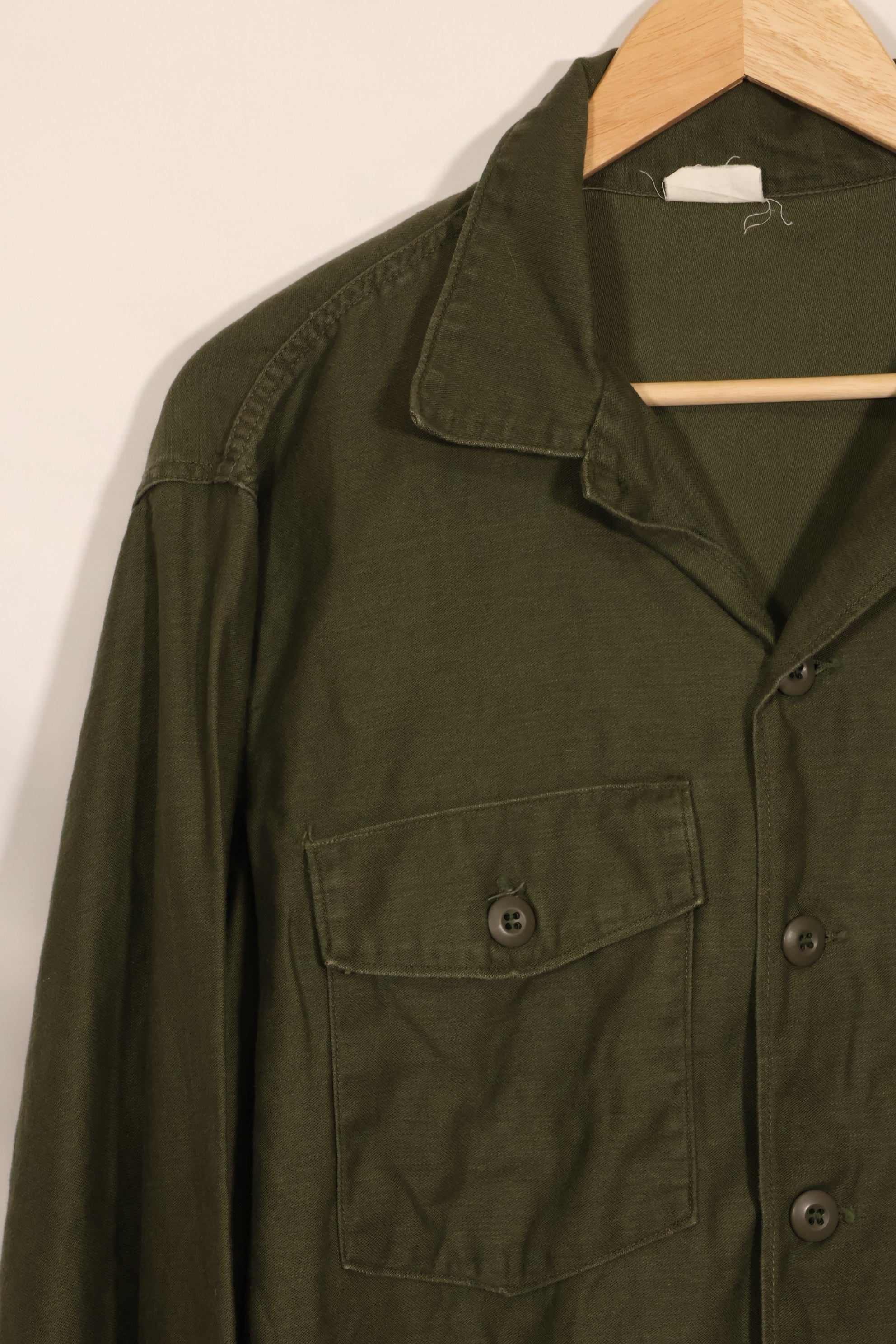 1967年契約　17 1/2 × 36 USMC　アメリカ海兵隊　OG-107 ユーティリティシャツ　中古品　大きめサイズ