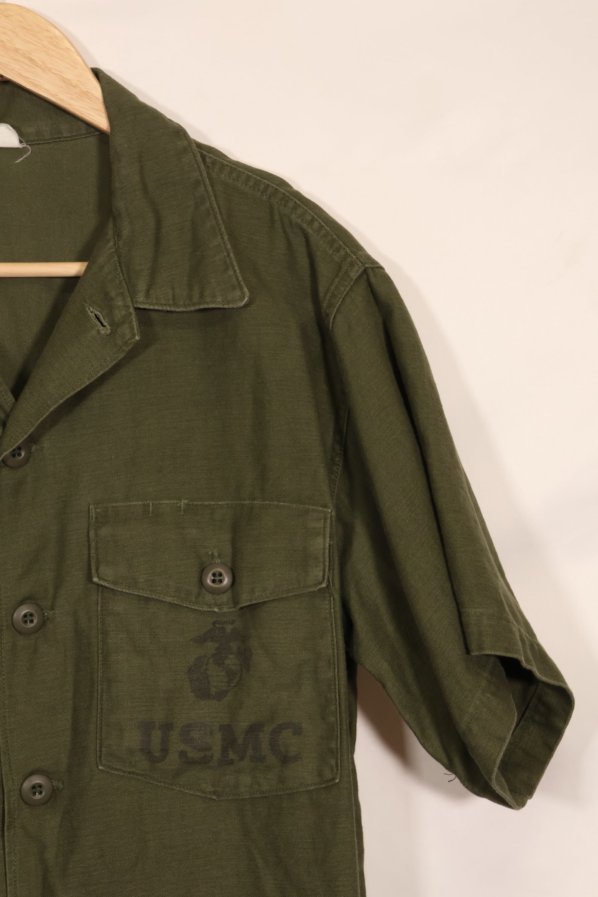 1967 Contract 17 1/2 x 36 USMC US Marine Corps short sleeve OG-107 utility shirt, used, large size.