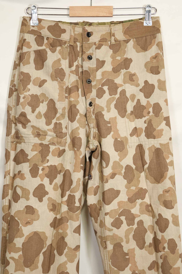 1940s U.S. Marine Corps P-42 Frogskin camouflage pants with local modifications, good condition, used.