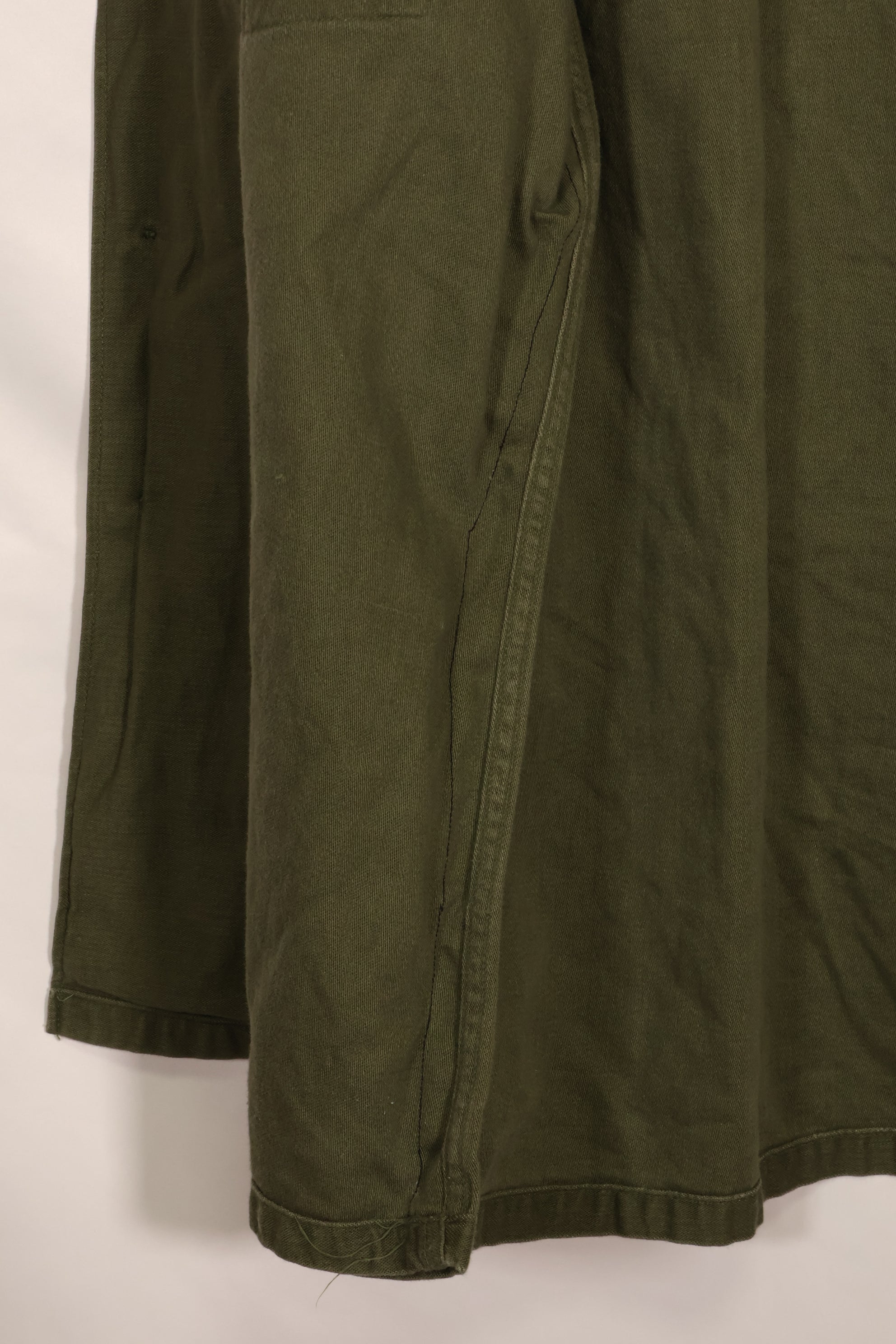 1967 Contract 17 1/2 x 36 USMC US Marine Corps short sleeve OG-107 utility shirt, used, large size.