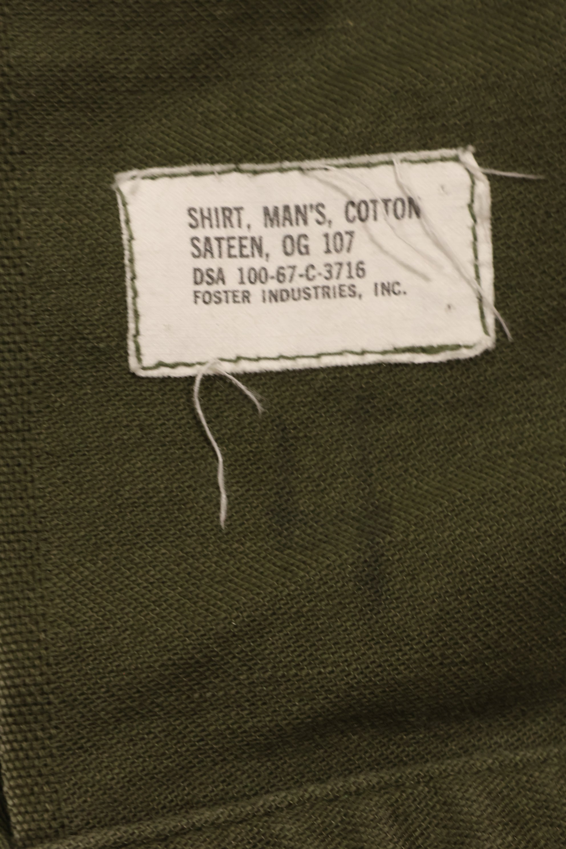1967 Contract 17 1/2 x 36 USMC US Marine Corps short sleeve OG-107 utility shirt, used, large size.