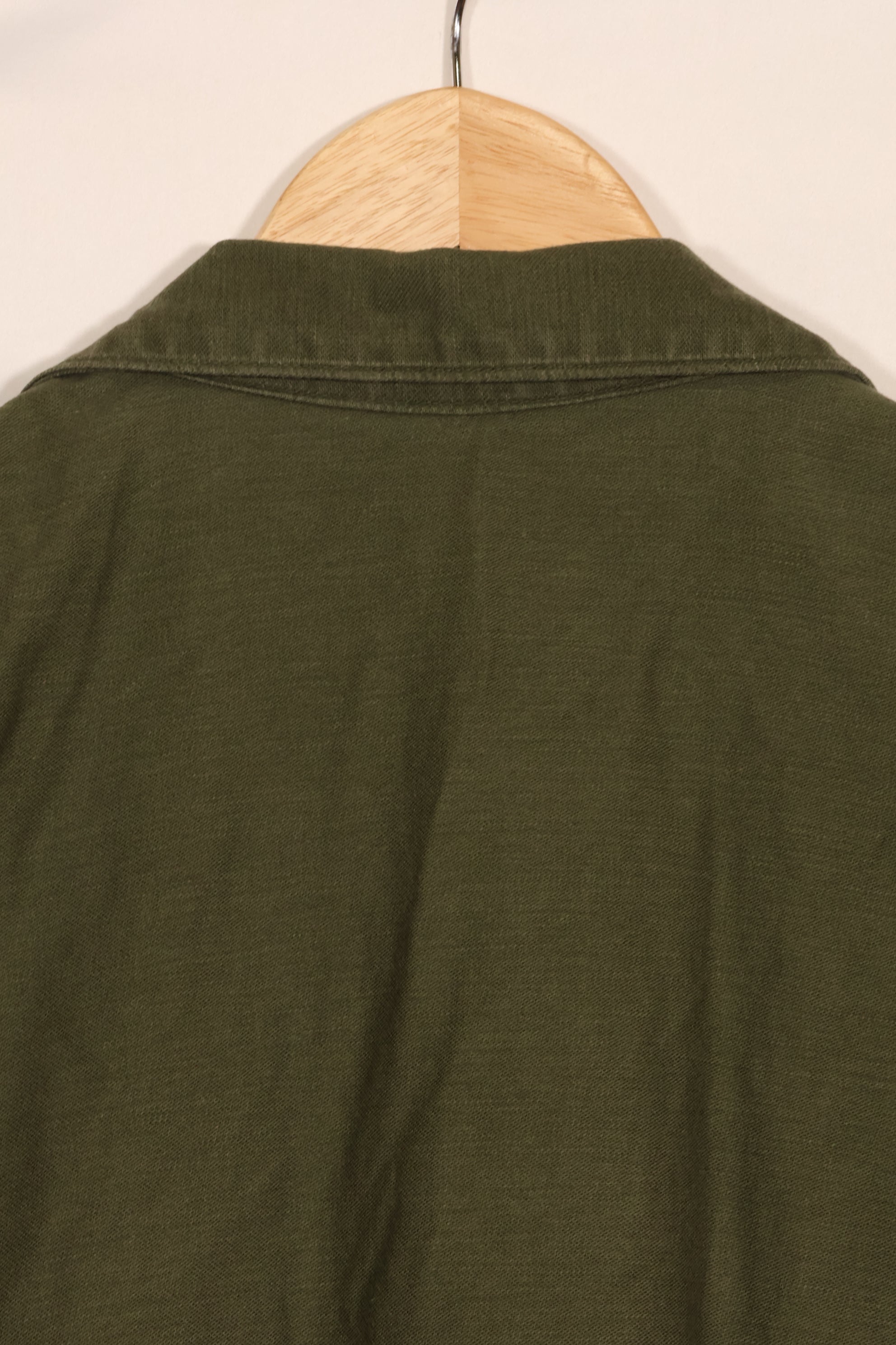 1967 Contract 17 1/2 x 36 USMC US Marine Corps short sleeve OG-107 utility shirt, used, large size.