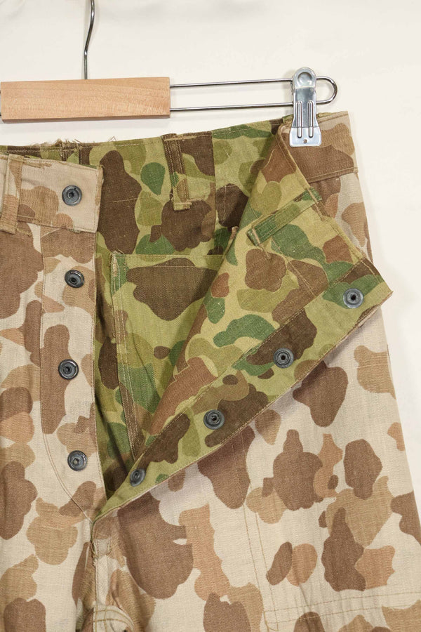 1940s U.S. Marine Corps P-42 Frogskin camouflage pants with local modifications, good condition, used.