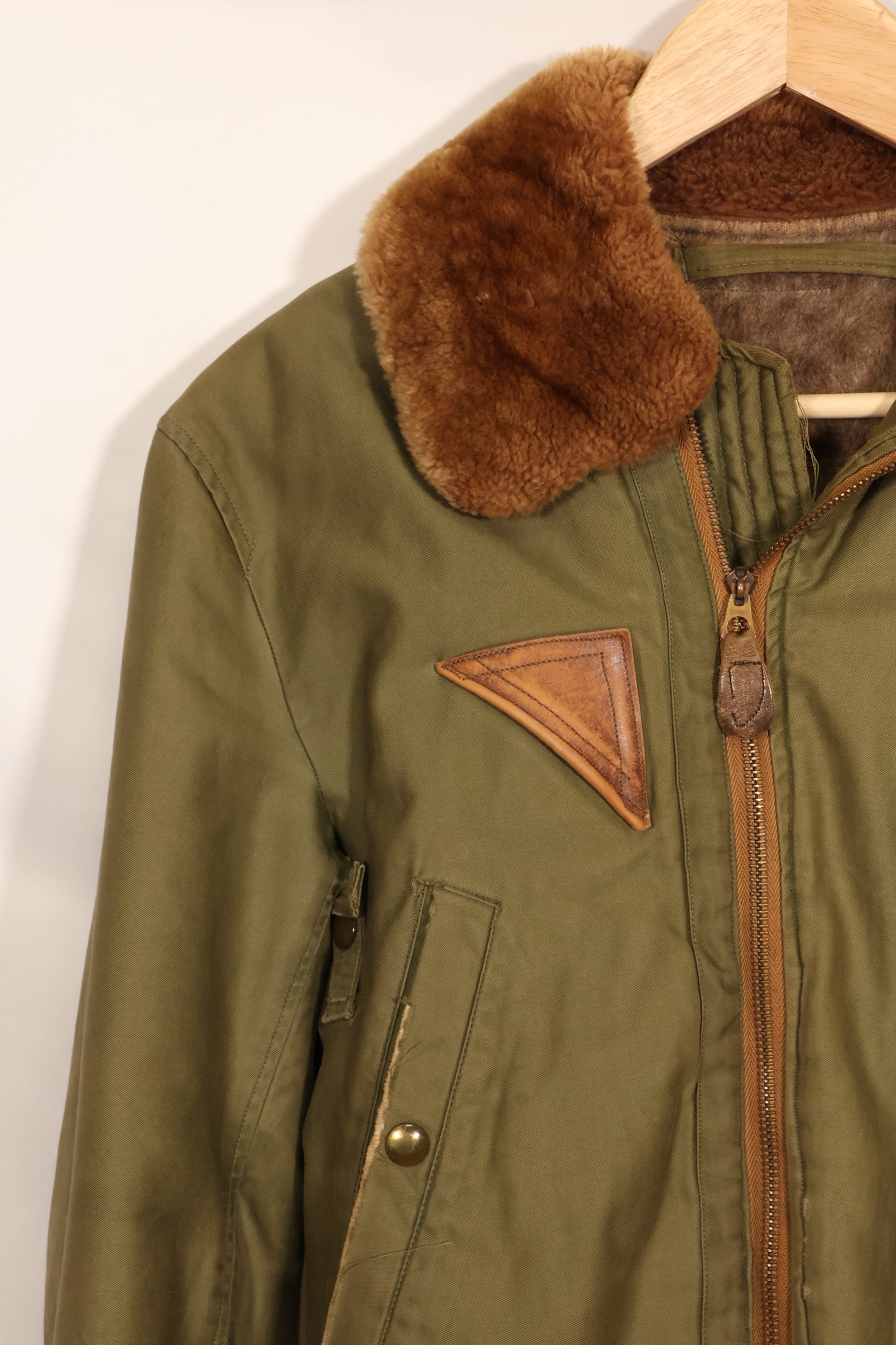 Circa 1944 U.S. Army Air Corps USAAF B-15A flight jacket in good condition