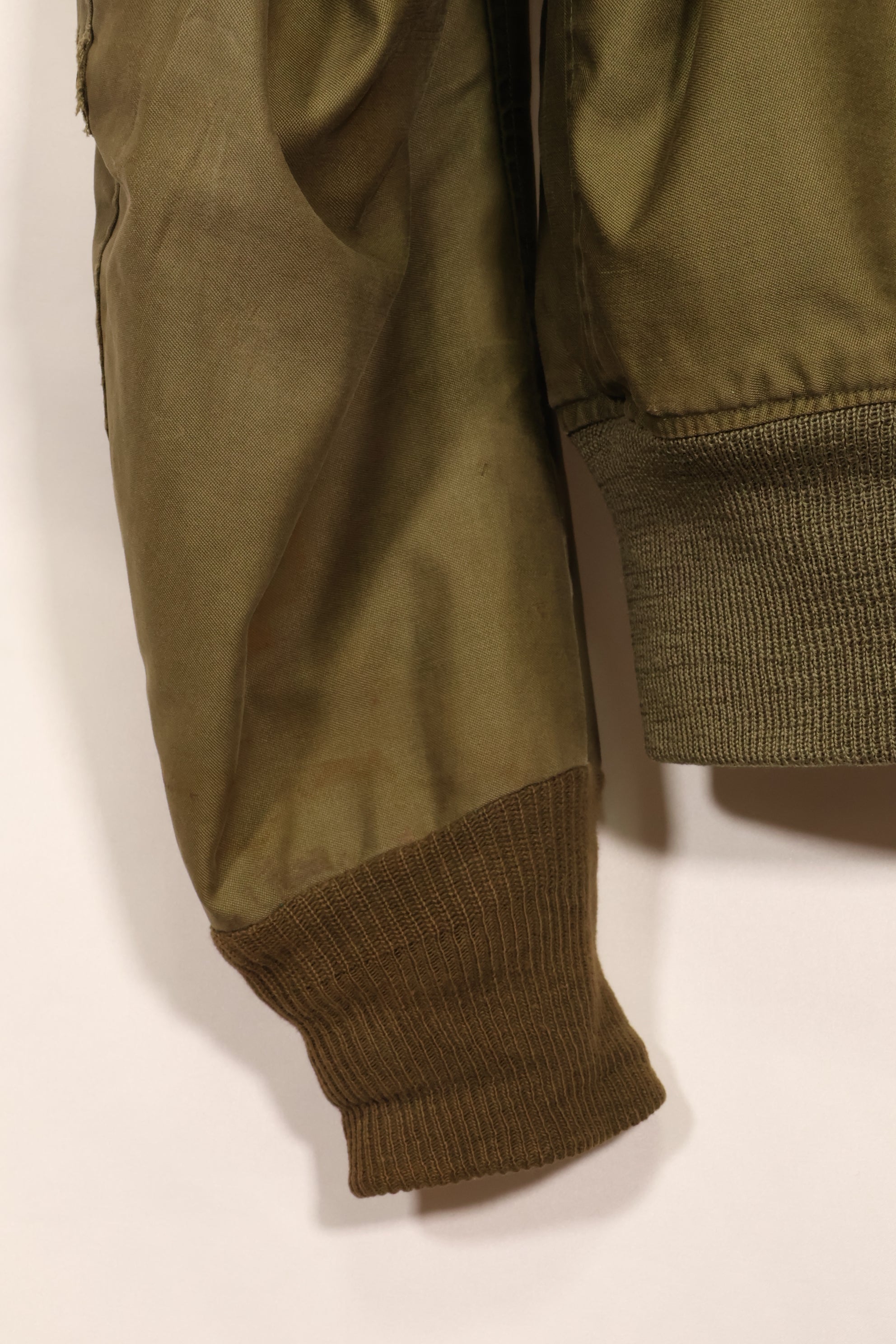 Circa 1944 U.S. Army Air Corps USAAF B-15A flight jacket in good condition