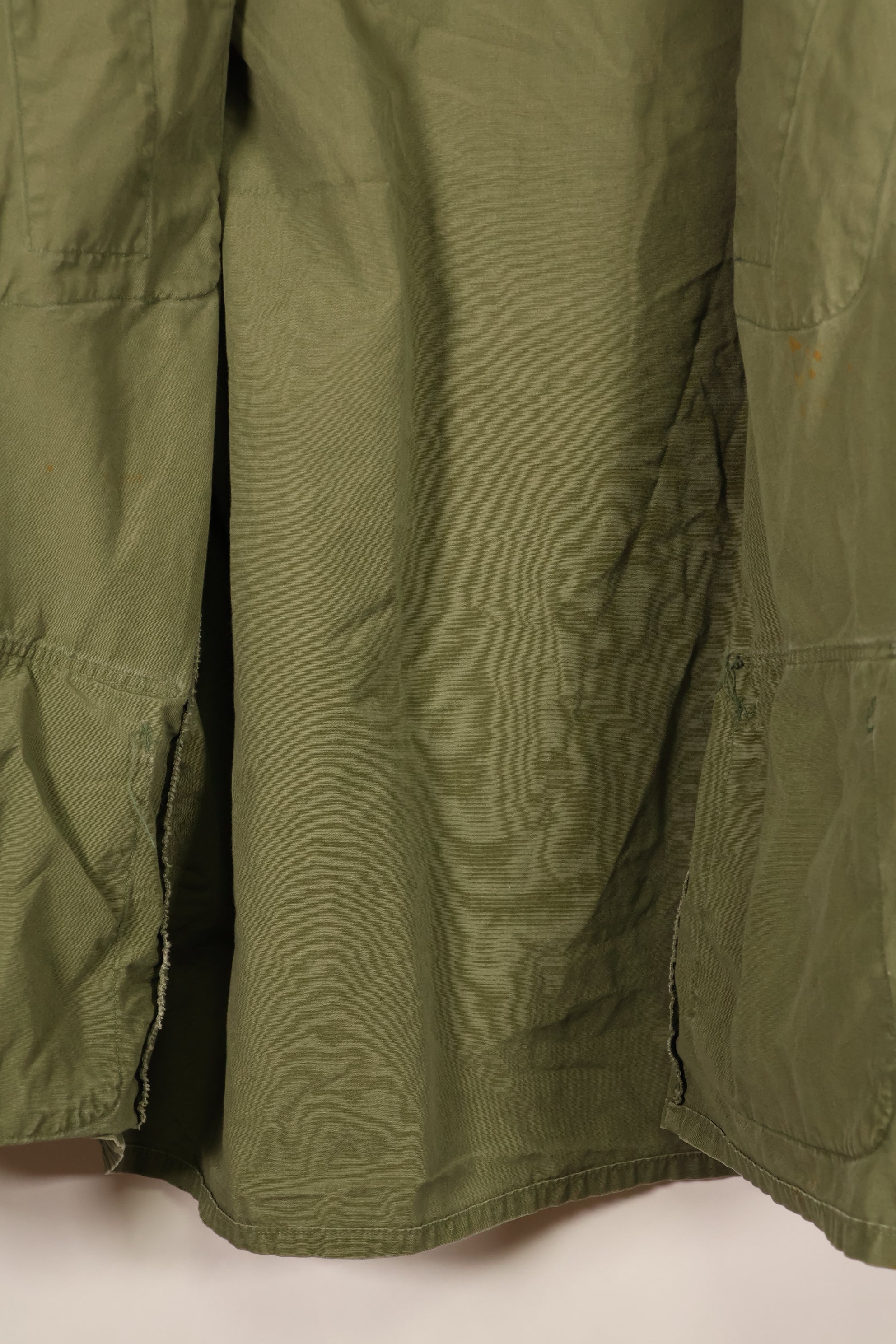 Contract item from around 1967—M-S 3rd Model Jungle Fatigue Jacket with patch (added later)—Used