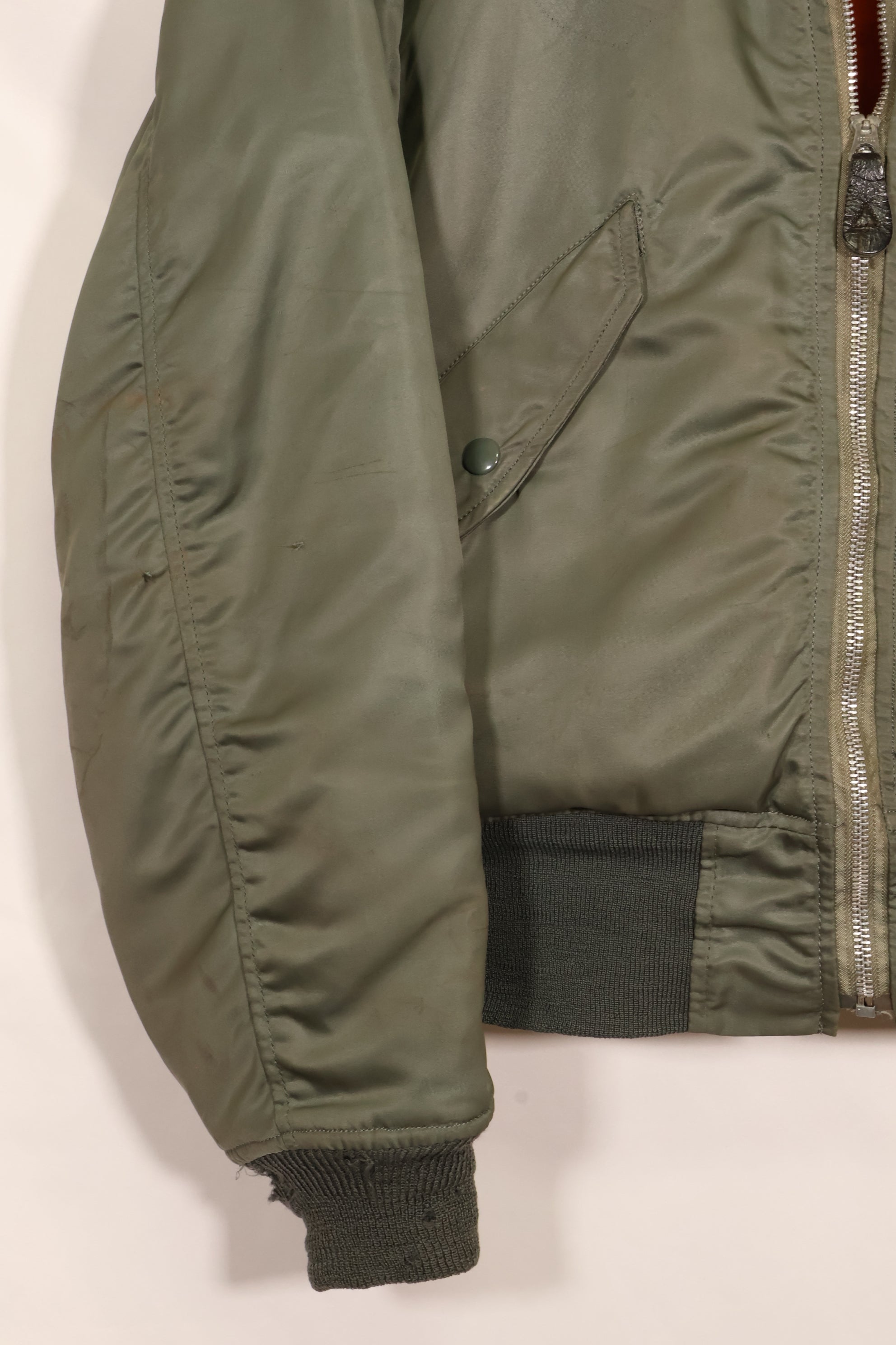 1970 Contract Medium USAF USAF L2-B Flight Jacket Used ALPHA INDUSTRIES, Inc.