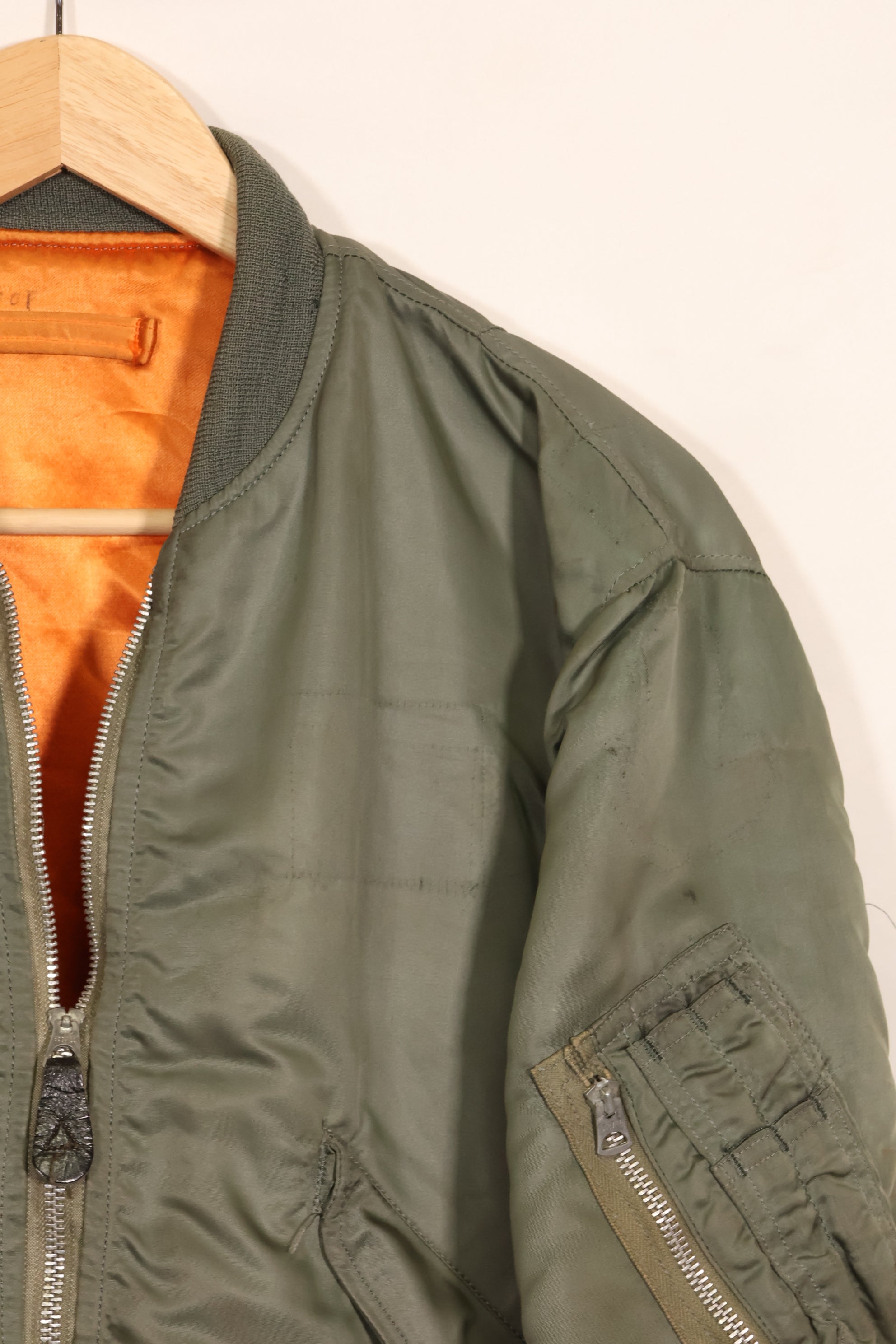 1970 Contract Medium USAF USAF L2-B Flight Jacket Used ALPHA INDUSTRIES, Inc.