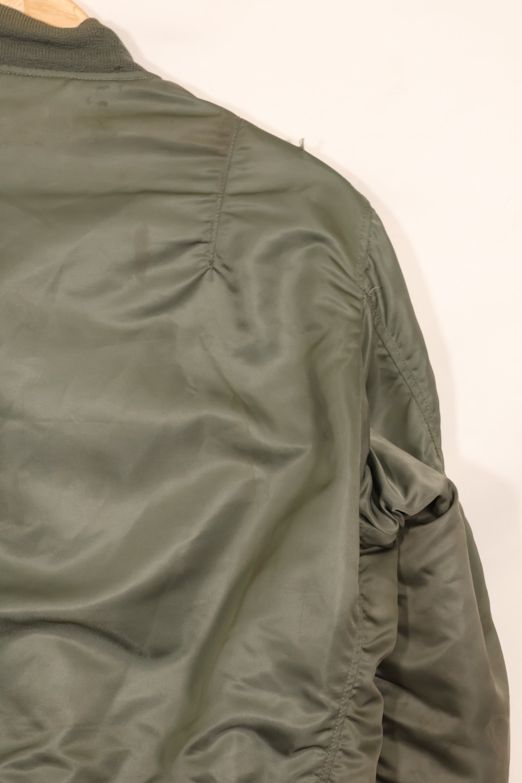 1970 Contract Medium USAF USAF L2-B Flight Jacket Used ALPHA INDUSTRIES, Inc.