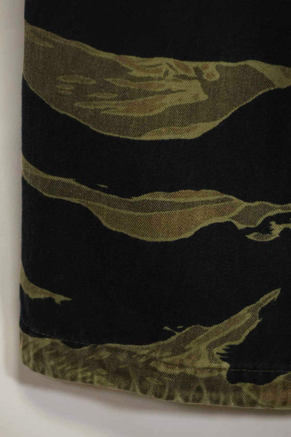 1960年代　ファットタイガー　タイガーストライプ　パンツ　Asian カット　中古品