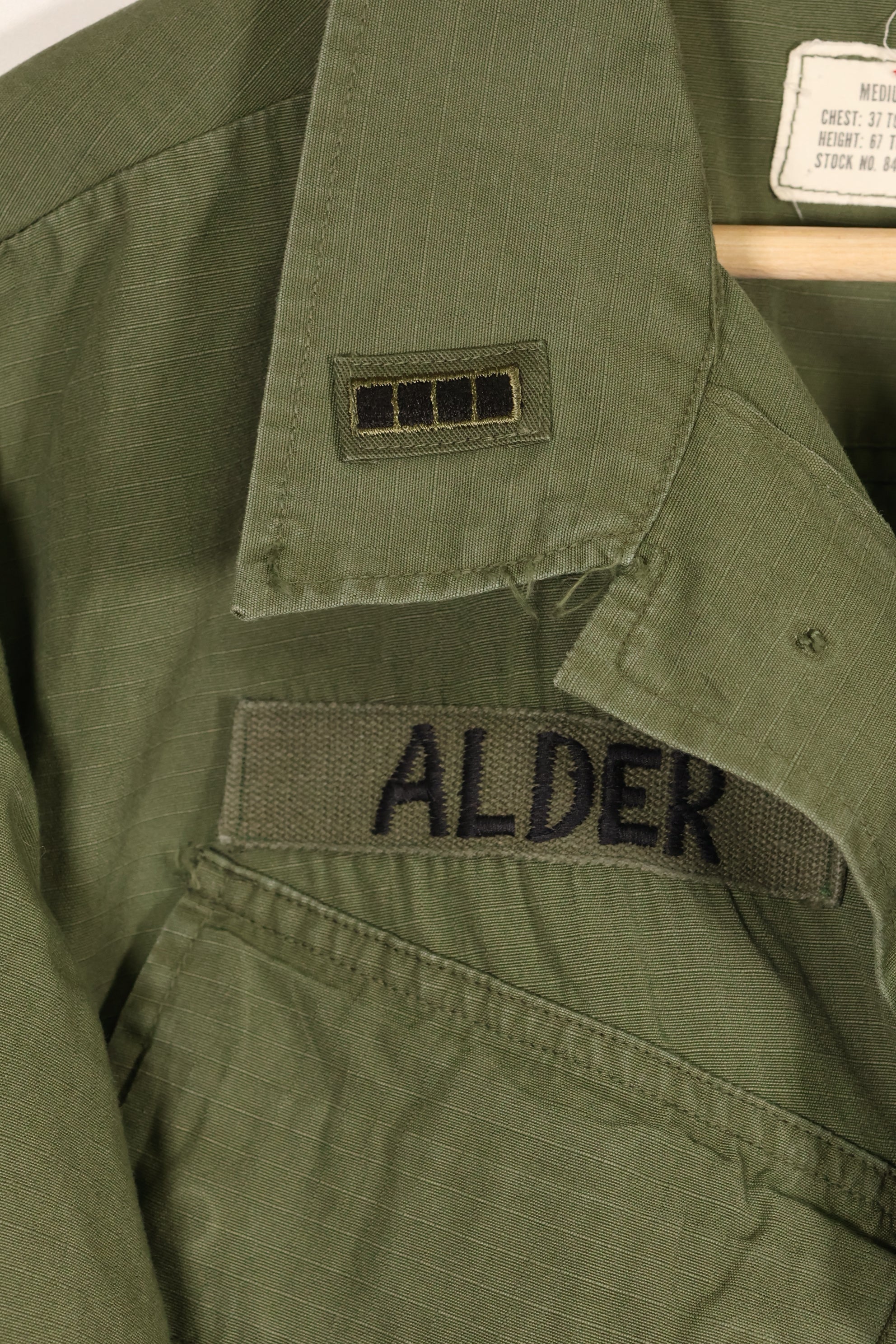 1968 年合同 M-R 1980 年代绿色贝雷帽使用过的第 4 款丛林疲劳夹克，使用过。