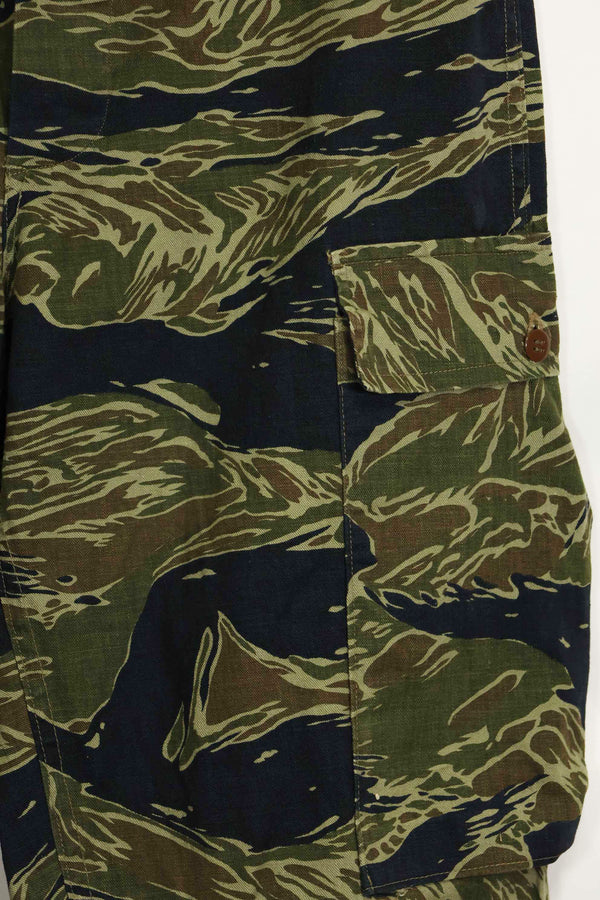 1960年代〜70年代前半　シルバータイガー　タイガーストライプパンツ　薄手生地　ほぼ未使用品