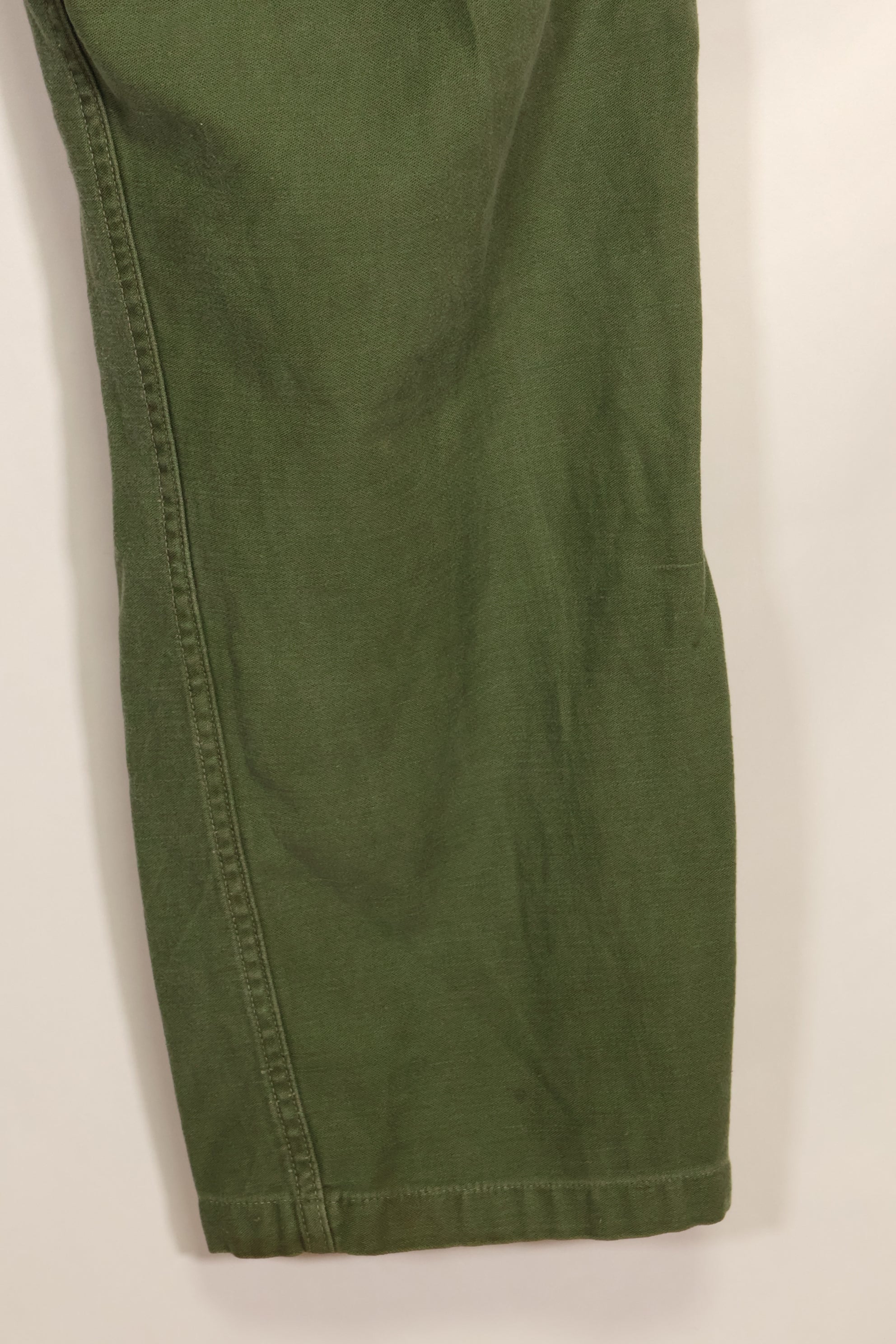 1960s TYPE 1 estimated MEDIUM US Army OG-107 Utility Pants Baker Pants Used A