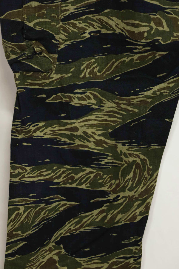 1960年代〜70年代前半　シルバータイガー　タイガーストライプパンツ　薄手生地　ほぼ未使用品