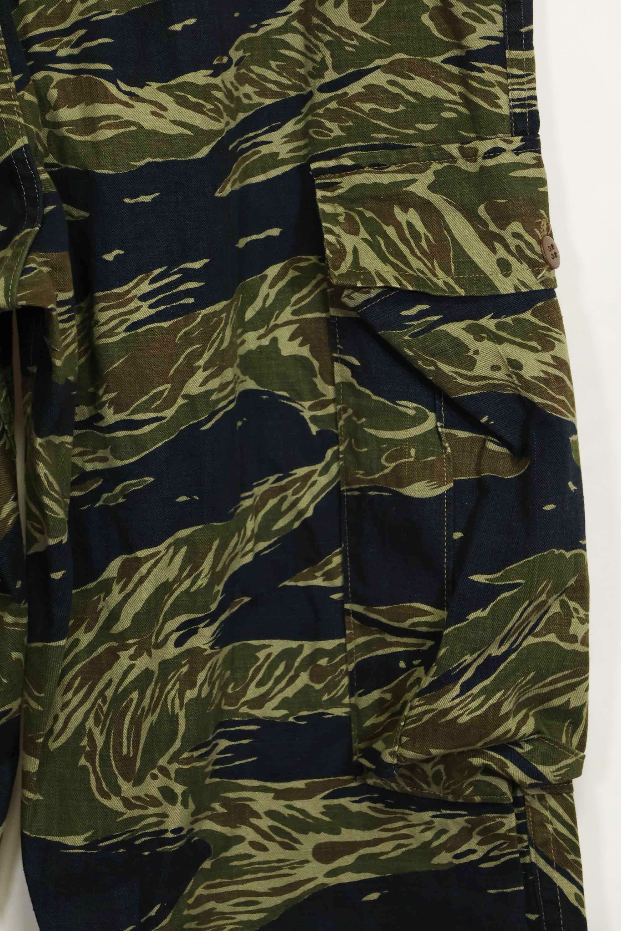 1960年代〜70年代前半　シルバータイガー　タイガーストライプパンツ　薄手生地　ほぼ未使用品