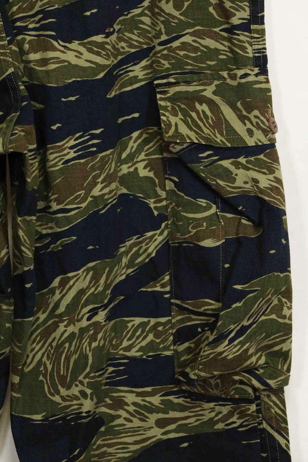 1960年代〜70年代前半　シルバータイガー　タイガーストライプパンツ　薄手生地　ほぼ未使用品