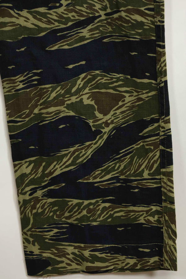 1960年代〜70年代前半　シルバータイガー　タイガーストライプパンツ　薄手生地　ほぼ未使用品