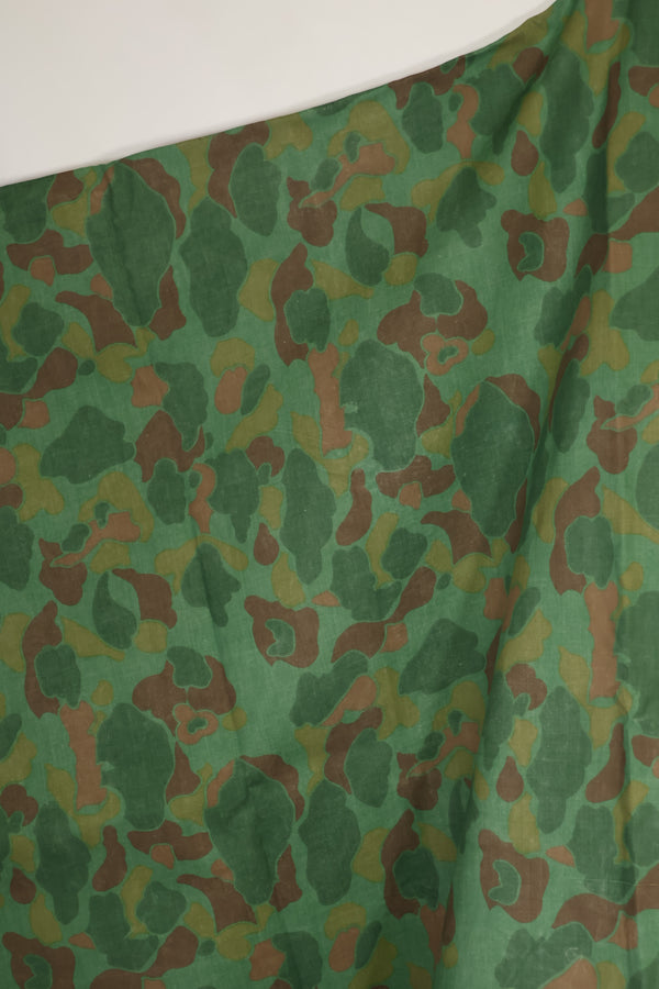 実物　1944年製　USMC フロッグスキン迷彩　ゴム引き　レインポンチョ　状態良い　中古品