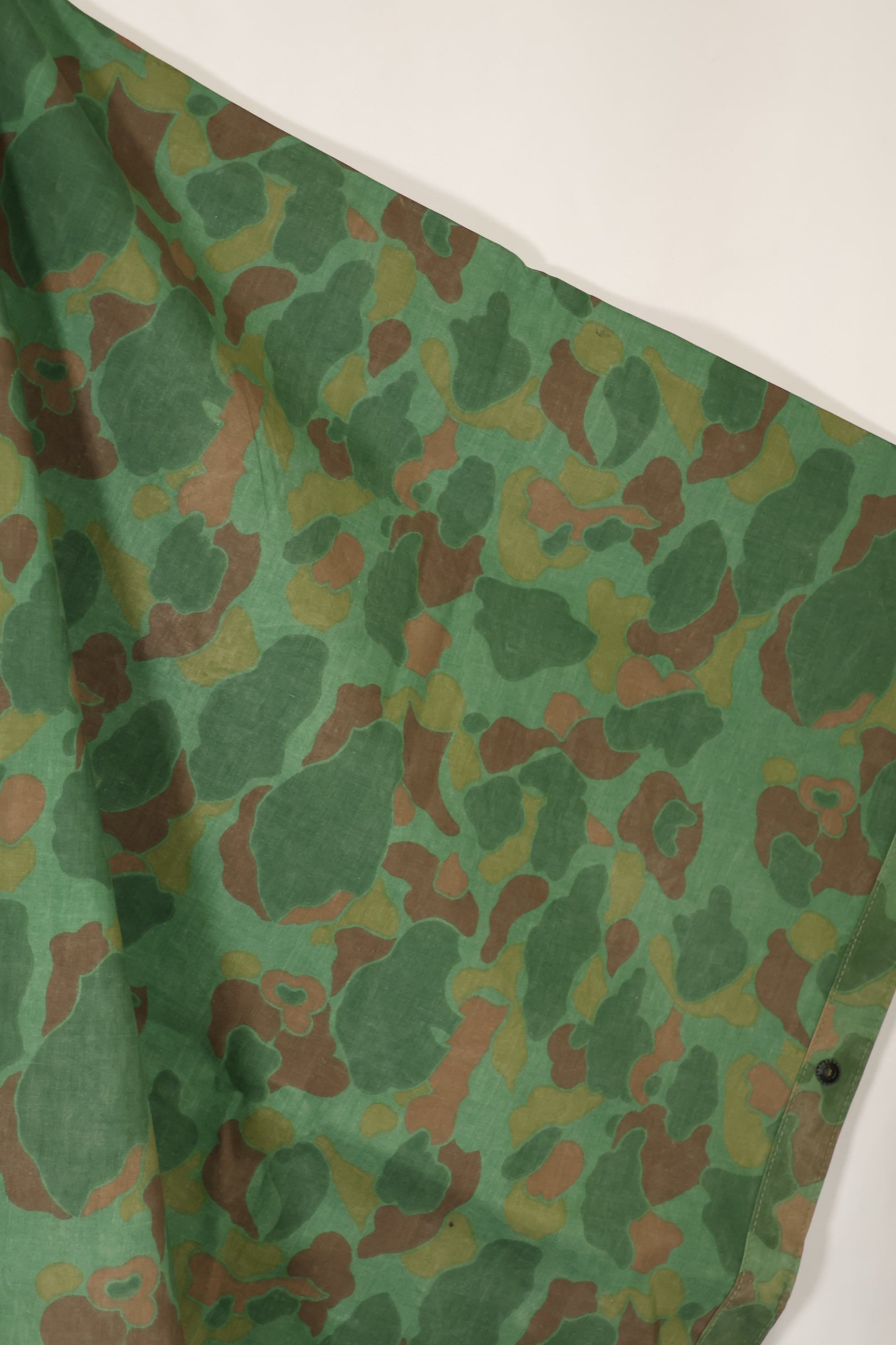 実物　1944年製　USMC フロッグスキン迷彩　ゴム引き　レインポンチョ　状態良い　中古品