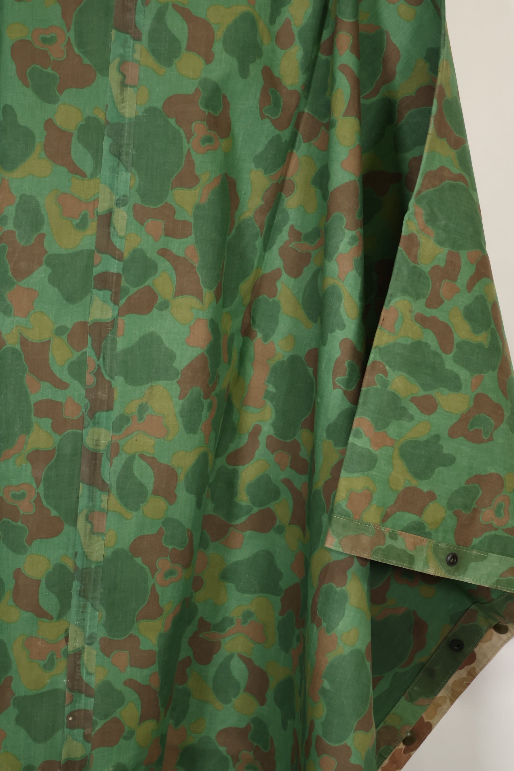 実物　1944年製　USMC フロッグスキン迷彩　ゴム引き　レインポンチョ　状態良い　中古品