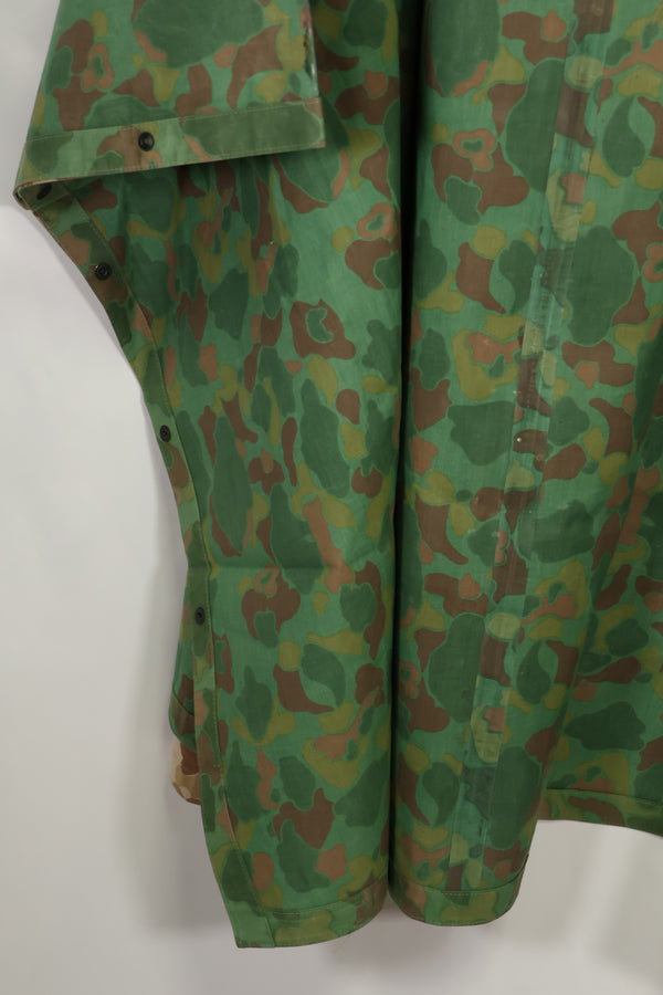 実物　1944年製　USMC フロッグスキン迷彩　ゴム引き　レインポンチョ　状態良い　中古品