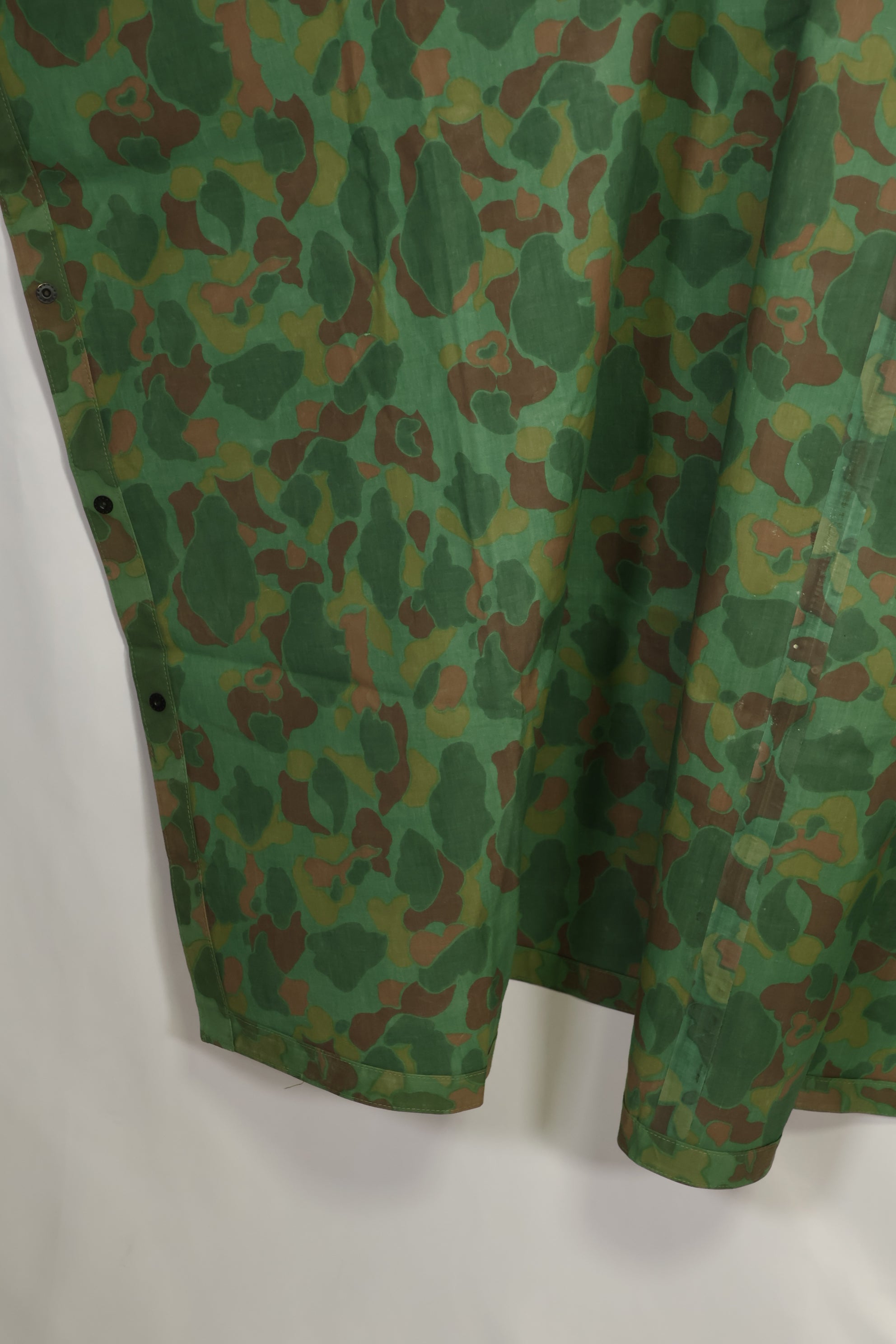 実物　1944年製　USMC フロッグスキン迷彩　ゴム引き　レインポンチョ　状態良い　中古品