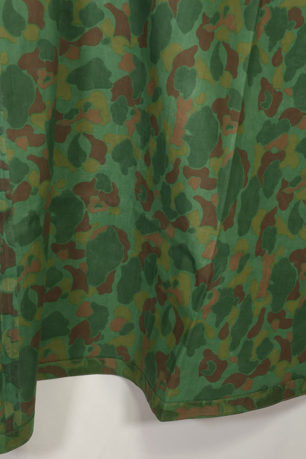 実物　1944年製　USMC フロッグスキン迷彩　ゴム引き　レインポンチョ　状態良い　中古品