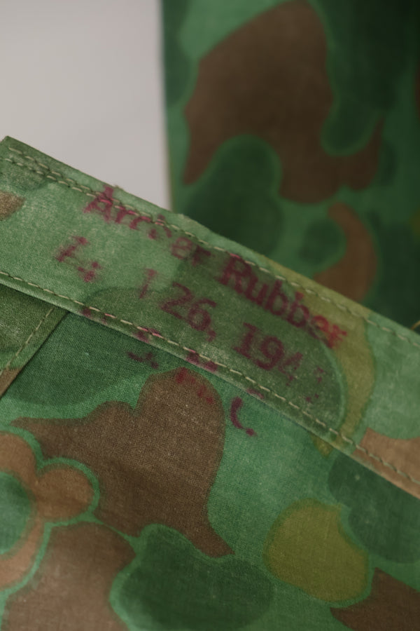 実物　1944年製　USMC フロッグスキン迷彩　ゴム引き　レインポンチョ　状態良い　中古品