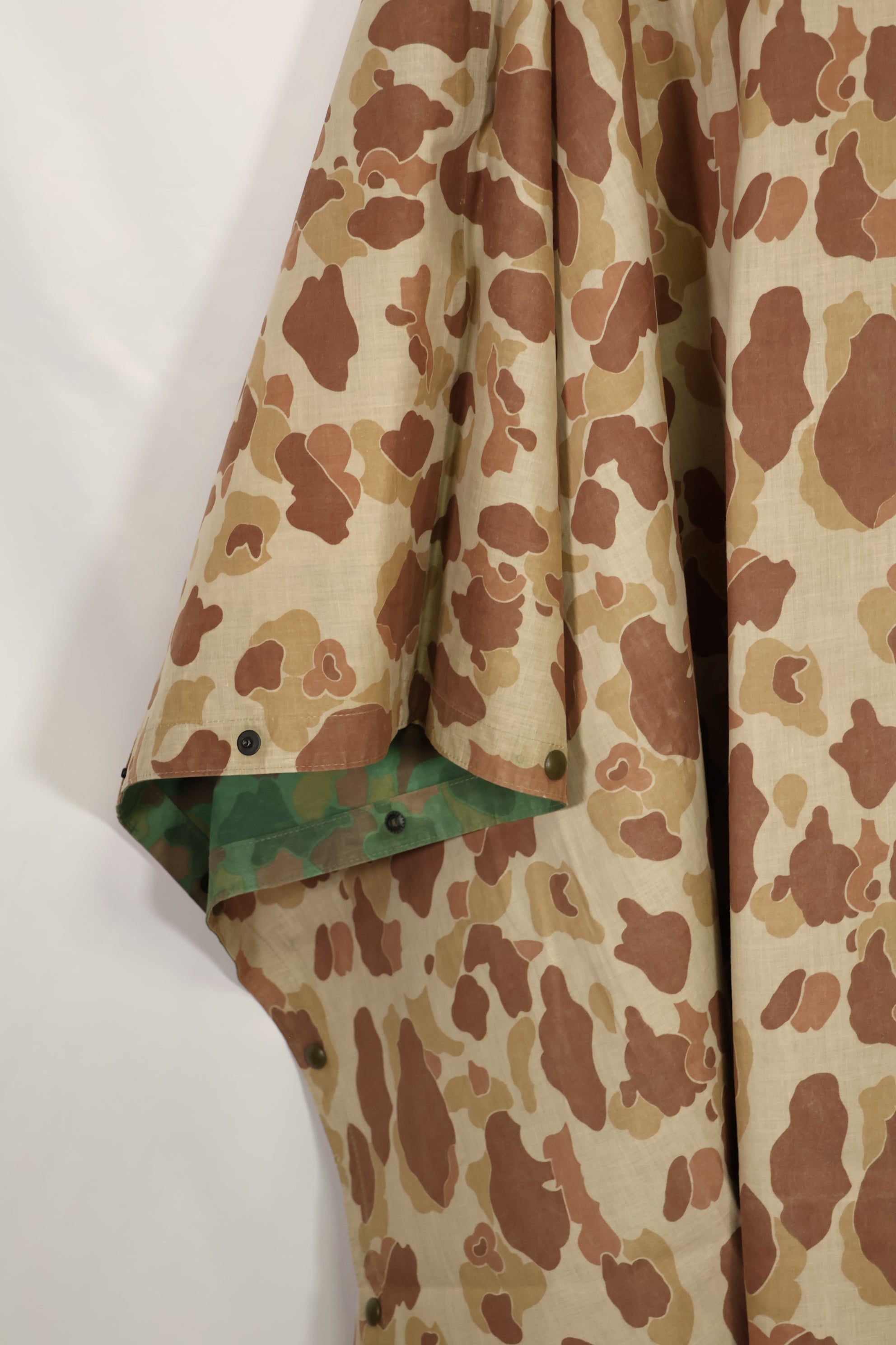 実物　1944年製　USMC フロッグスキン迷彩　ゴム引き　レインポンチョ　状態良い　中古品