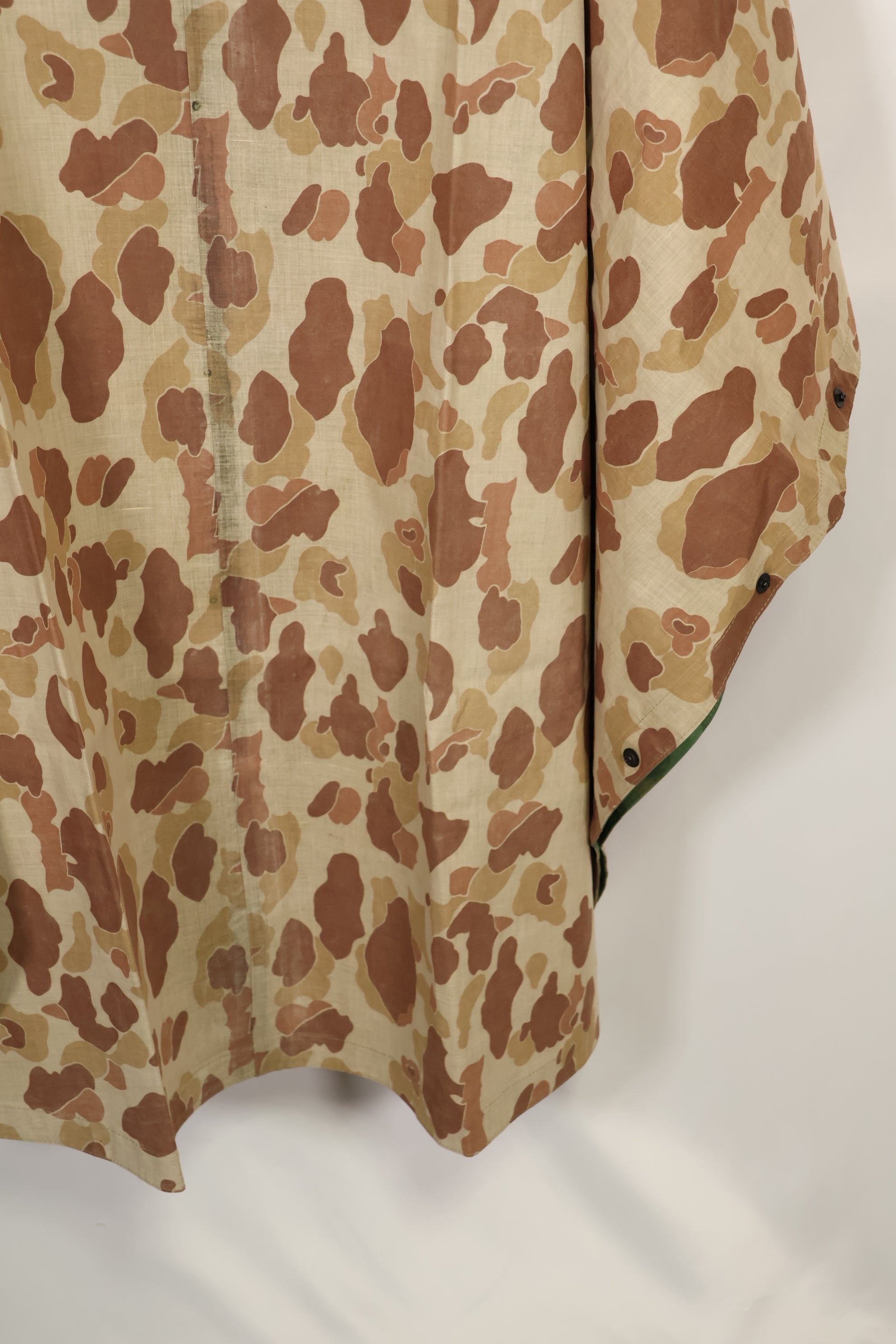 実物　1944年製　USMC フロッグスキン迷彩　ゴム引き　レインポンチョ　状態良い　中古品