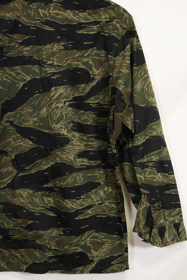 1960年代　ほぼデッドストック　シルバータイガー　タイガーストライプシャツ　US-M　状態良い　中古品