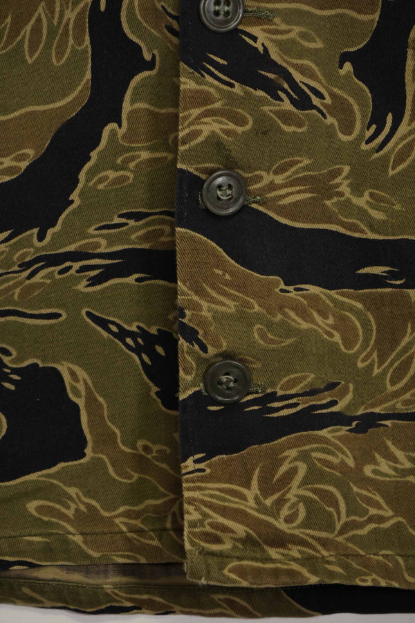 1960年代　ゴールドタイガー　タイガーストライプシャツ　A-L　Asianカット　状態良い　中古品