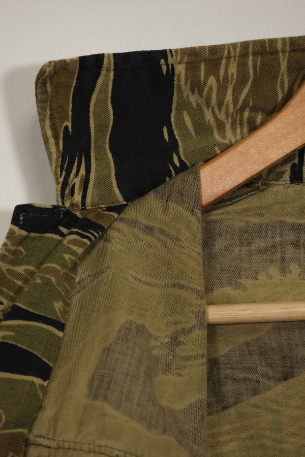 1960年代　ゴールドタイガー　タイガーストライプシャツ　A-L　Asianカット　状態良い　中古品