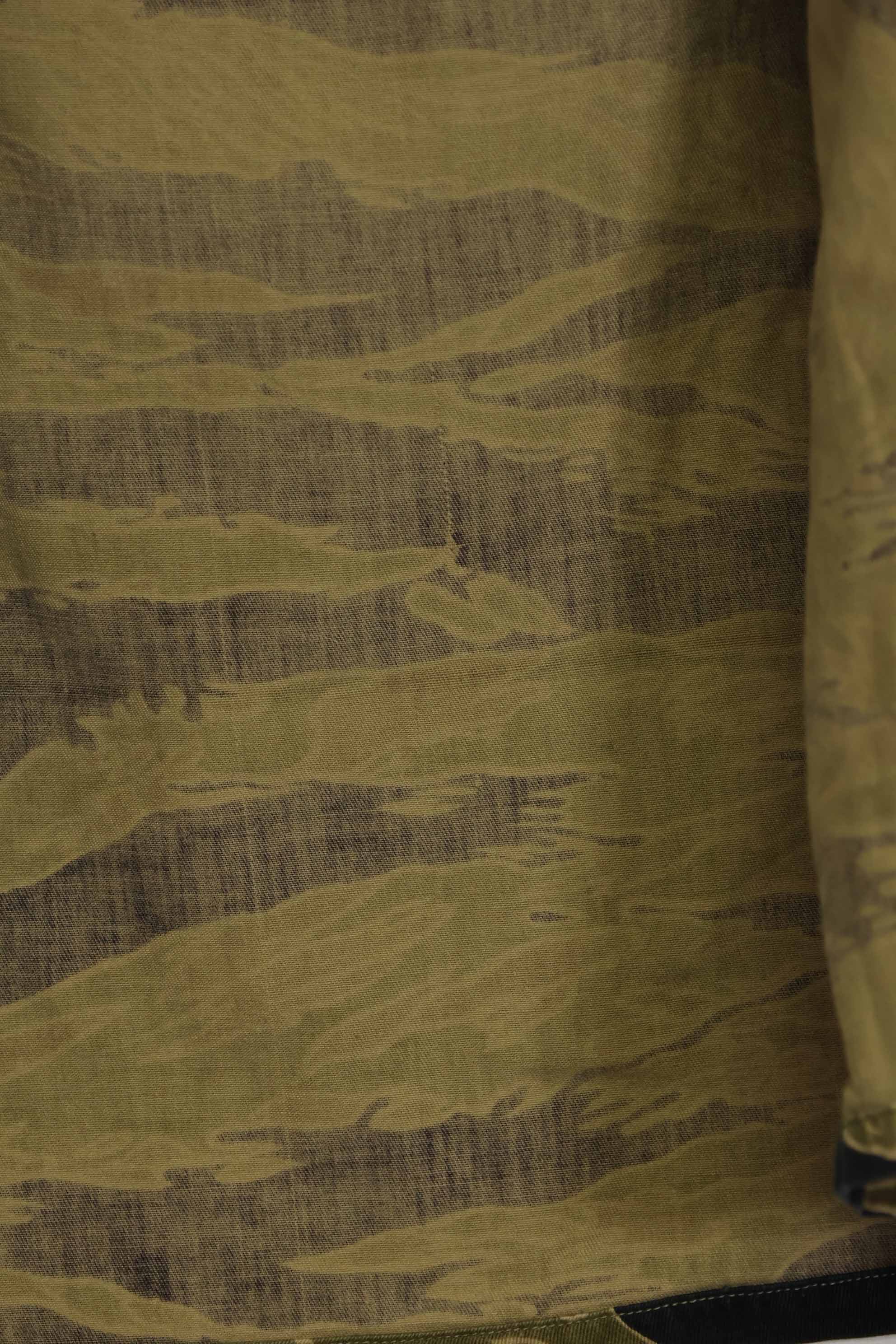 1960年代　ゴールドタイガー　タイガーストライプシャツ　A-L　Asianカット　状態良い　中古品