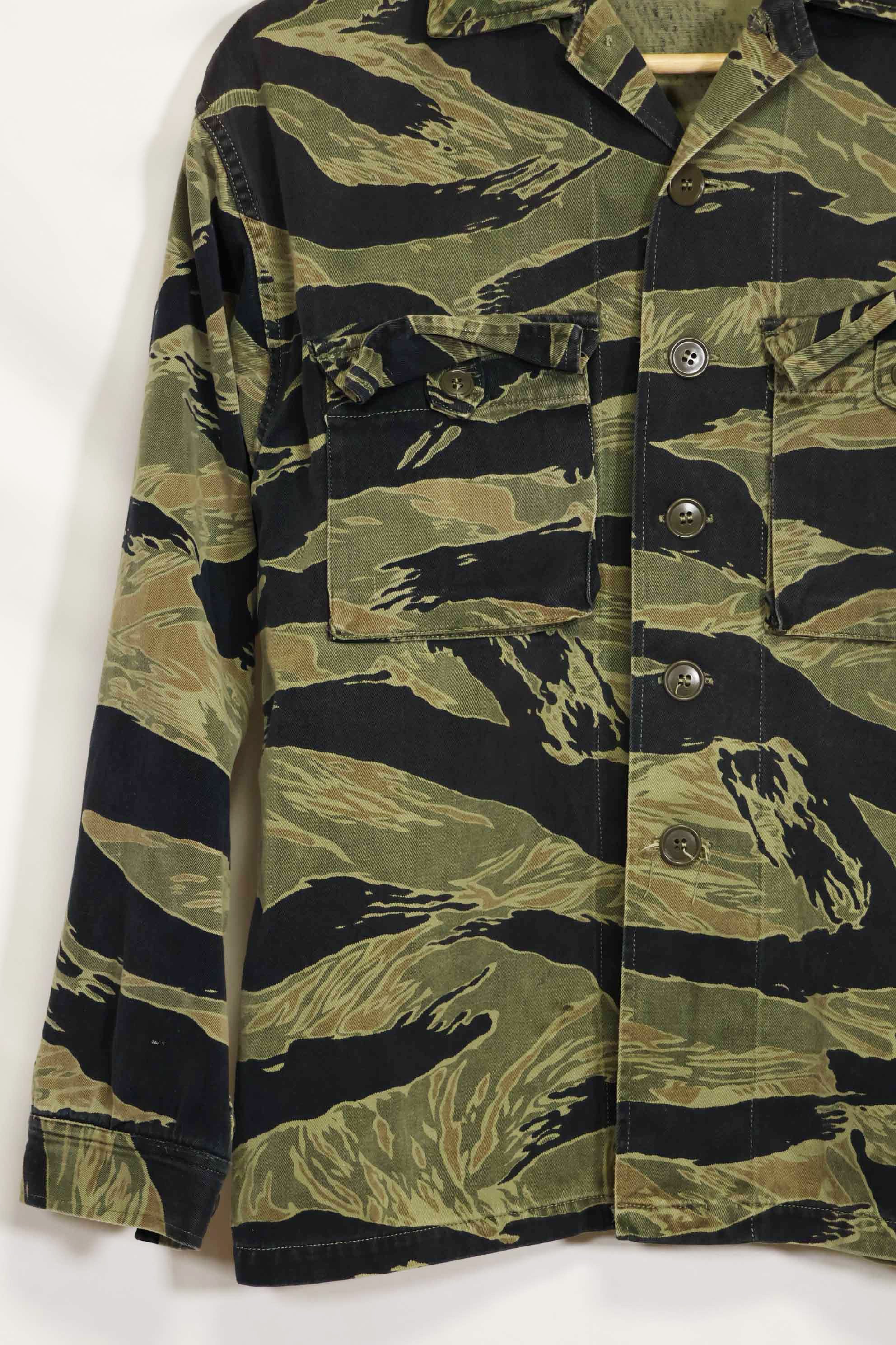 1960年代　ファットタイガー　タイガーストライプ　シャツ　Asian カット　中古品