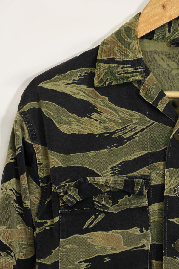 1960年代　ファットタイガー　タイガーストライプ　シャツ　Asian カット　中古品