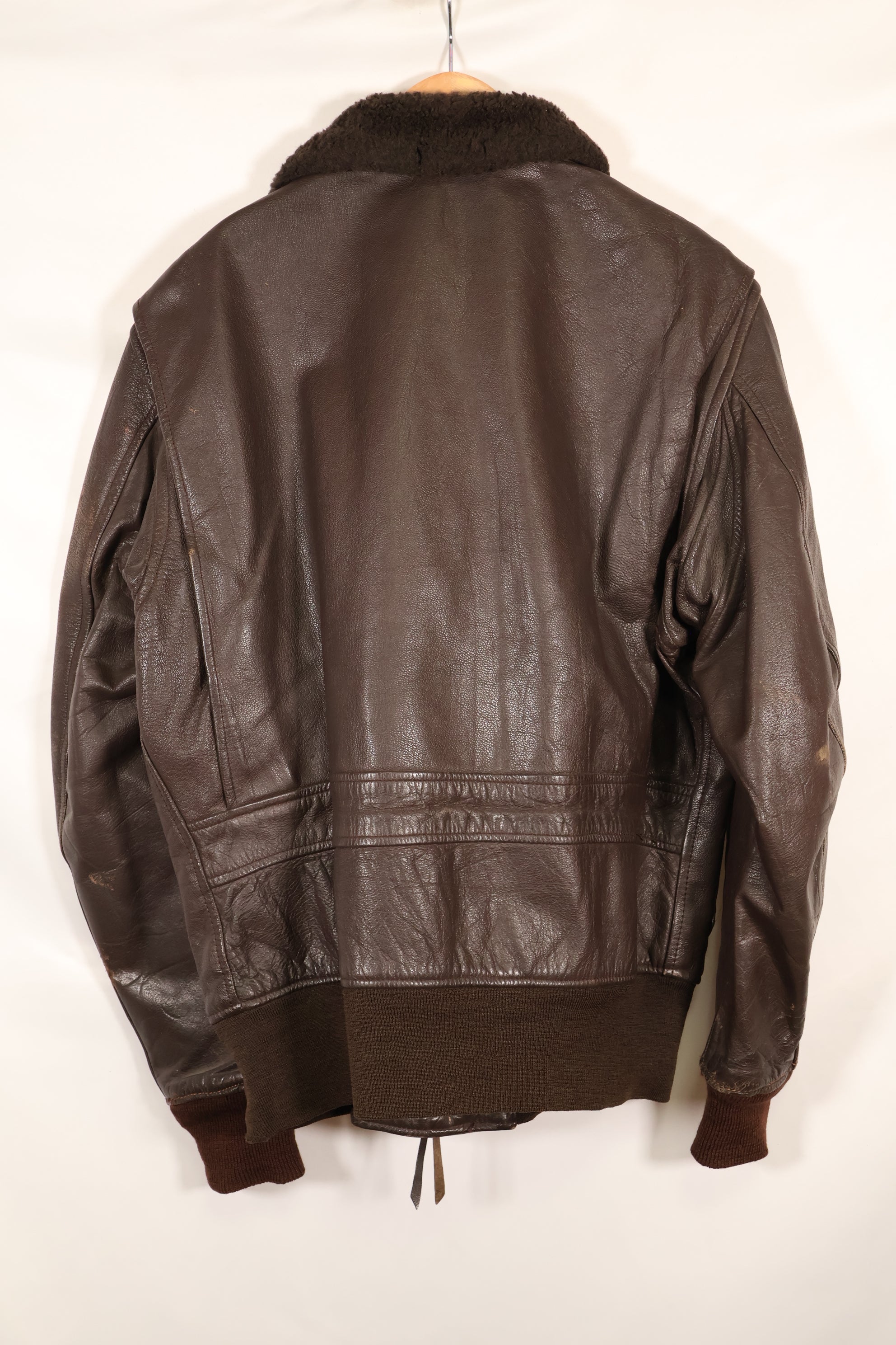 1970 contract size 42 G-1 flight jacket USS AMERICA with patch, used.