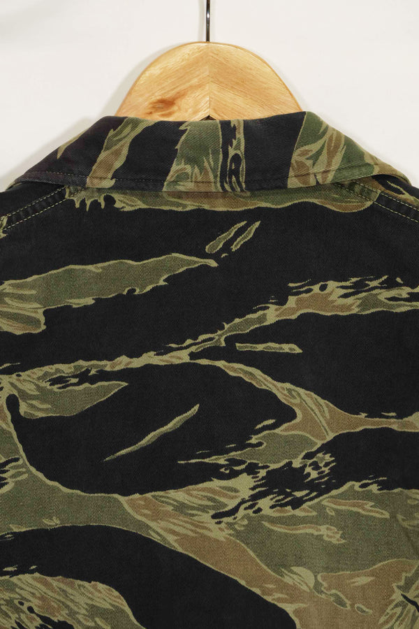 1960年代　ファットタイガー　タイガーストライプ　シャツ　Asian カット　中古品