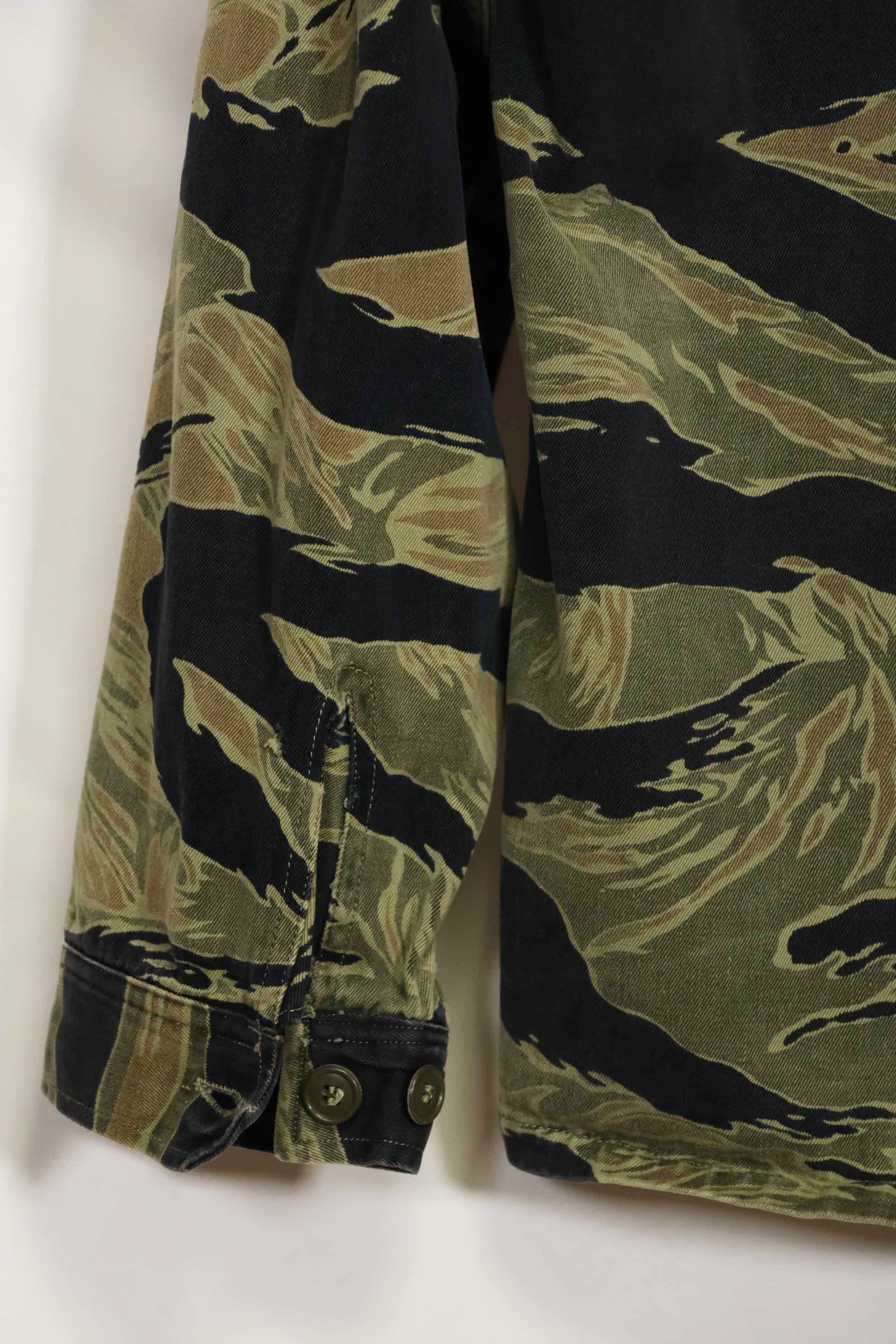 1960年代　ファットタイガー　タイガーストライプ　シャツ　Asian カット　中古品