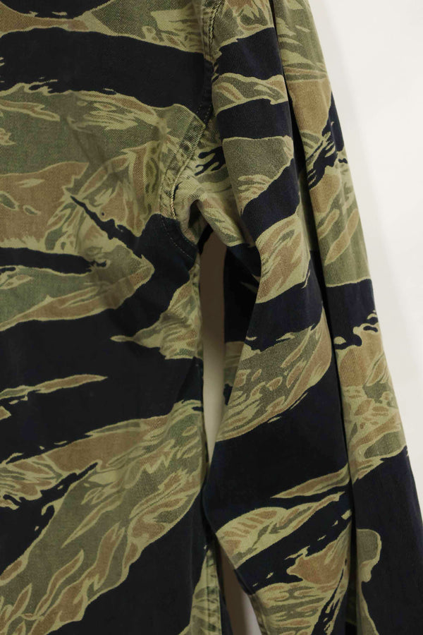 1960年代　ファットタイガー　タイガーストライプ　シャツ　Asian カット　中古品